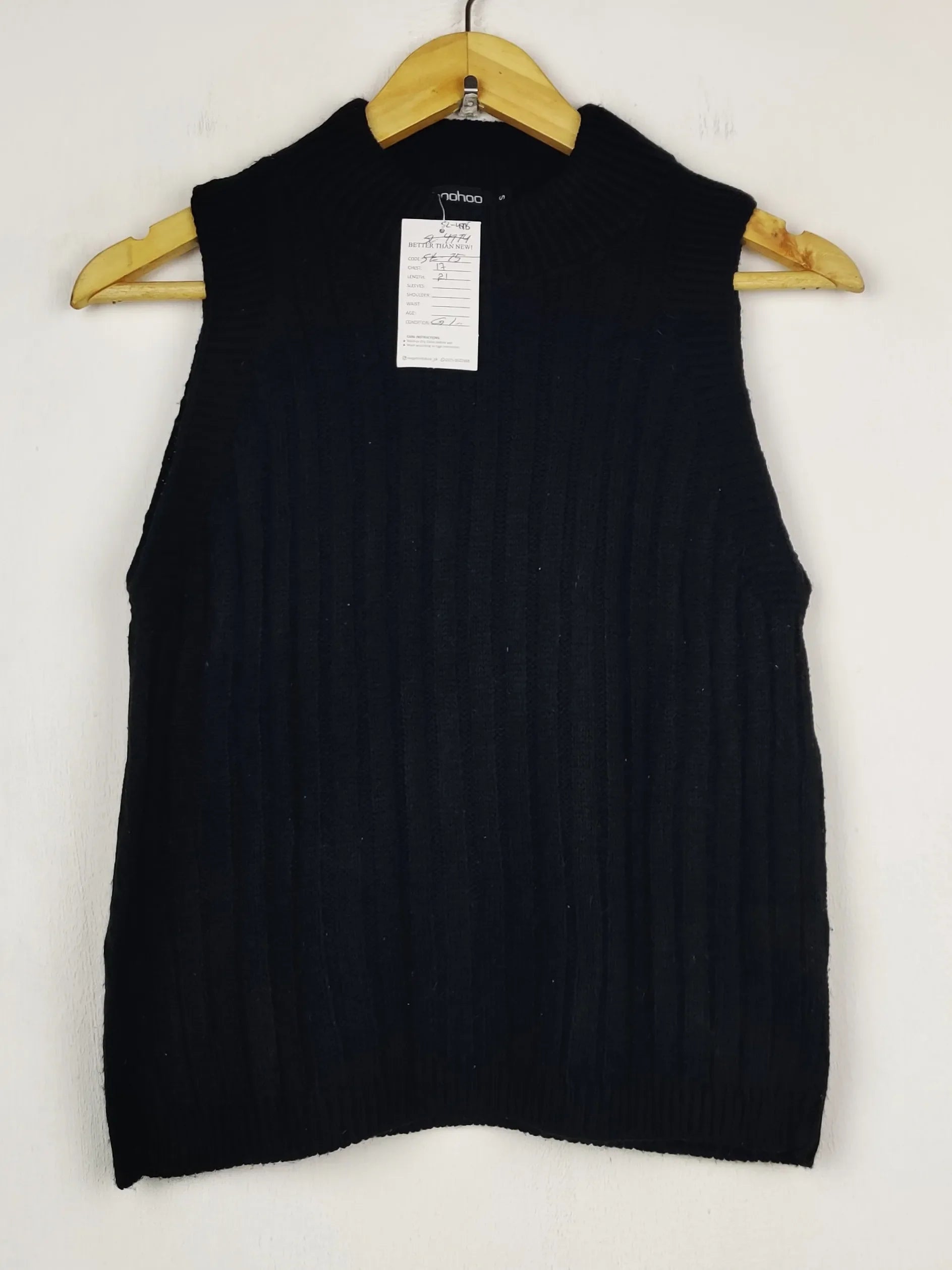 Buy online pre-used pre-loved 100% authentic & Original branded Boohoo (SL-4975) available in Pakistan. Top international brands avilable.