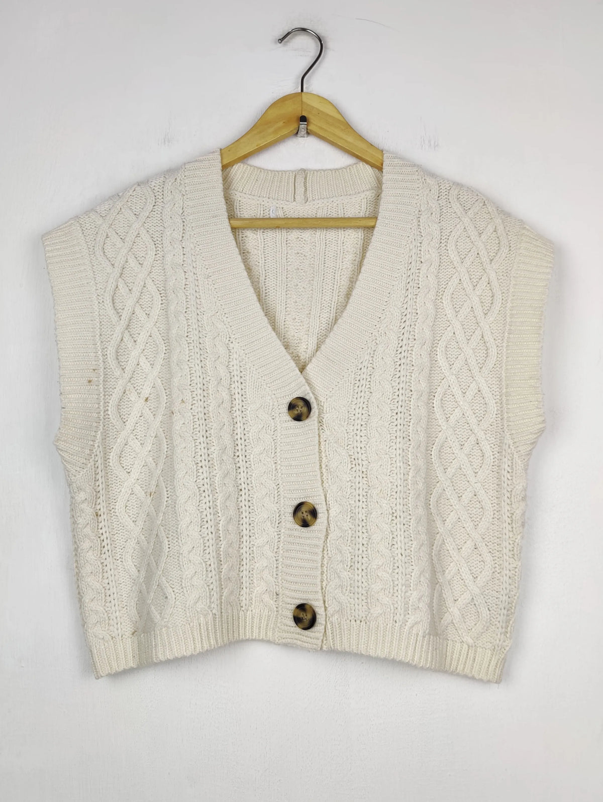 Buy online pre-used pre-loved 100% authentic & Original branded Primark (SL-4978) available in Pakistan. Top international brands avilable.
