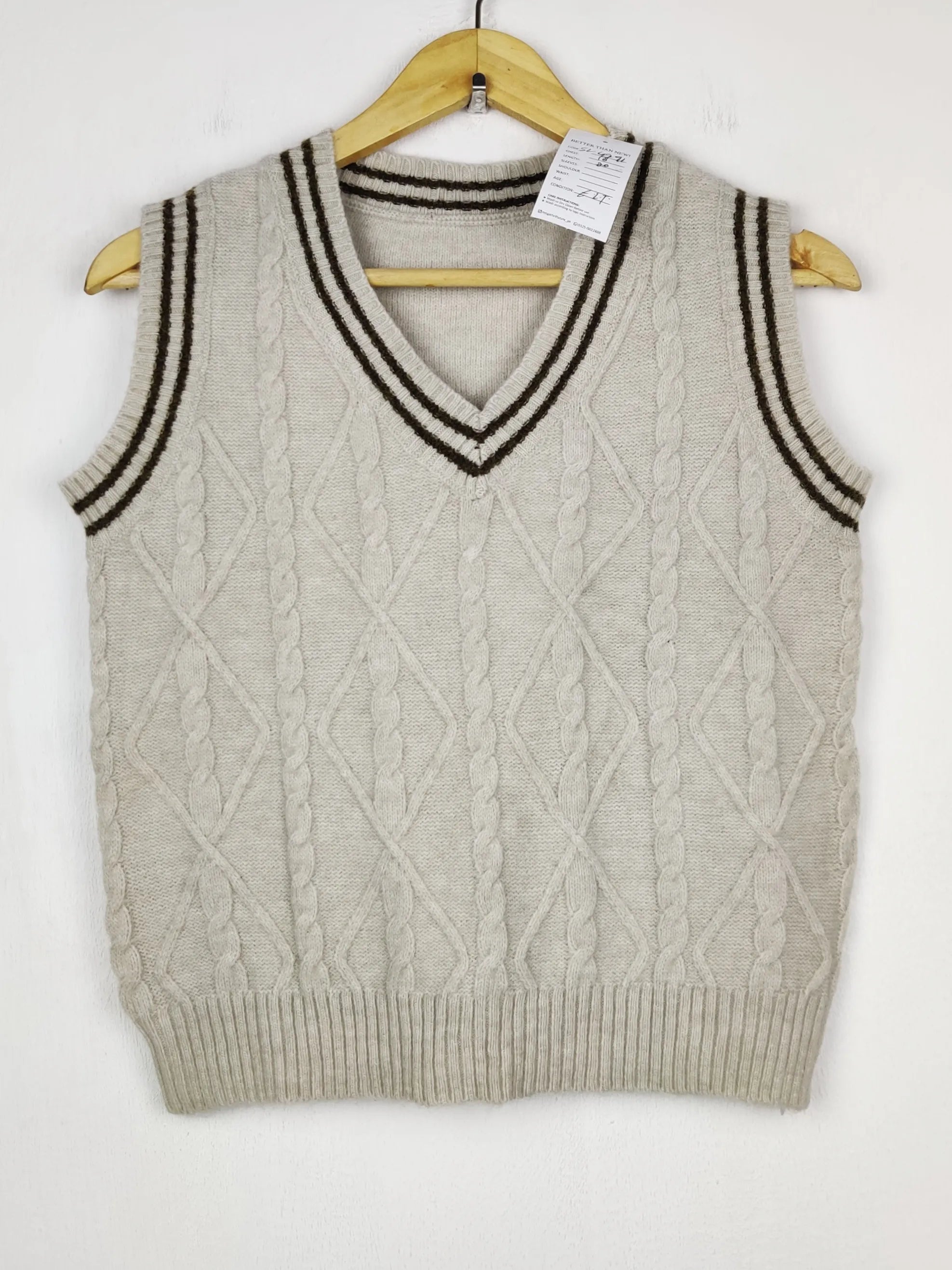 Buy online pre-used pre-loved 100% authentic & Original branded Shein (SL-4991) available in Pakistan. Top international brands avilable.