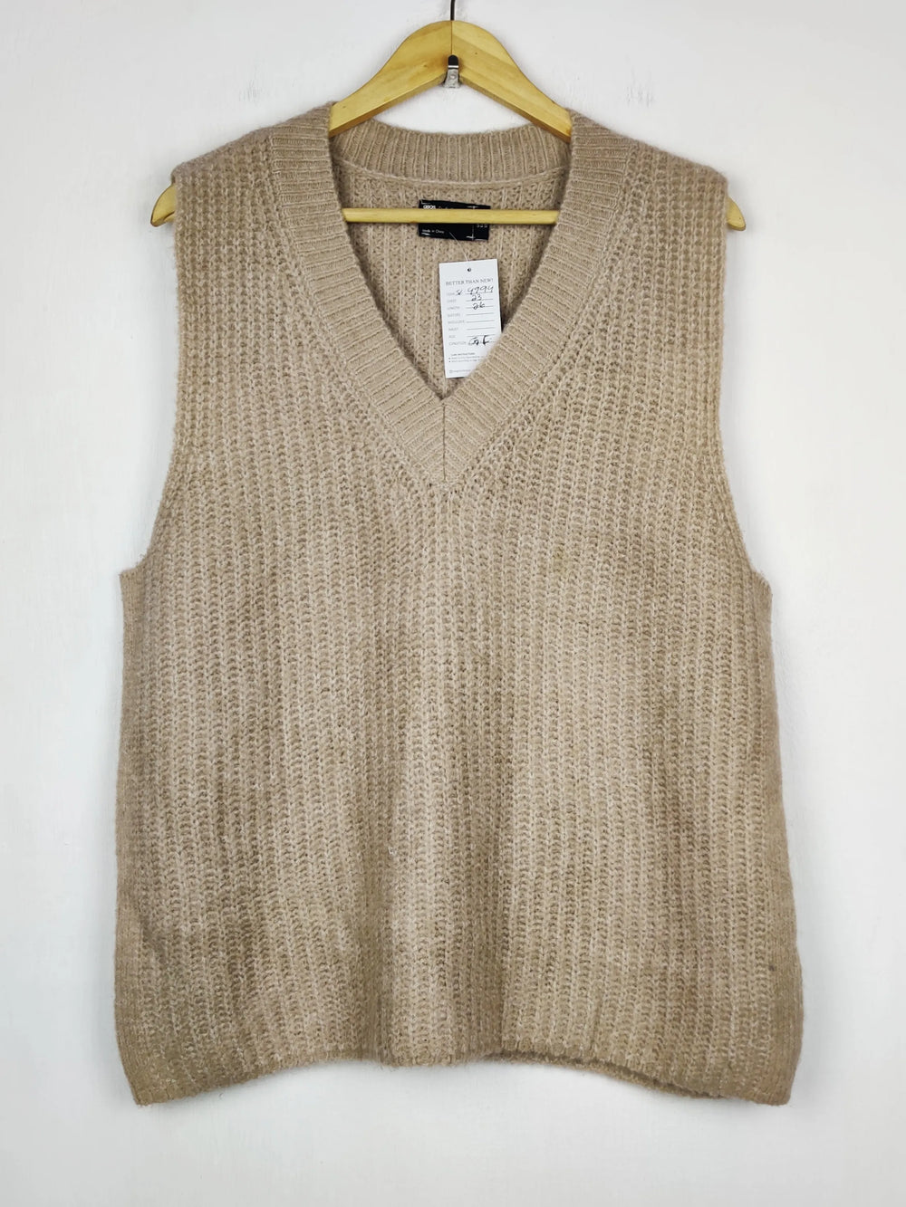Buy online pre-used pre-loved 100% authentic & Original branded Asos (SL-4994) available in Pakistan. Top international brands avilable.