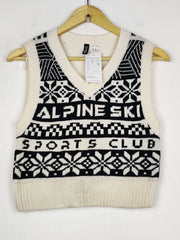 Buy online pre-used pre-loved 100% authentic & Original branded Joie (SL-5011) available in Pakistan. Top international brands avilable.