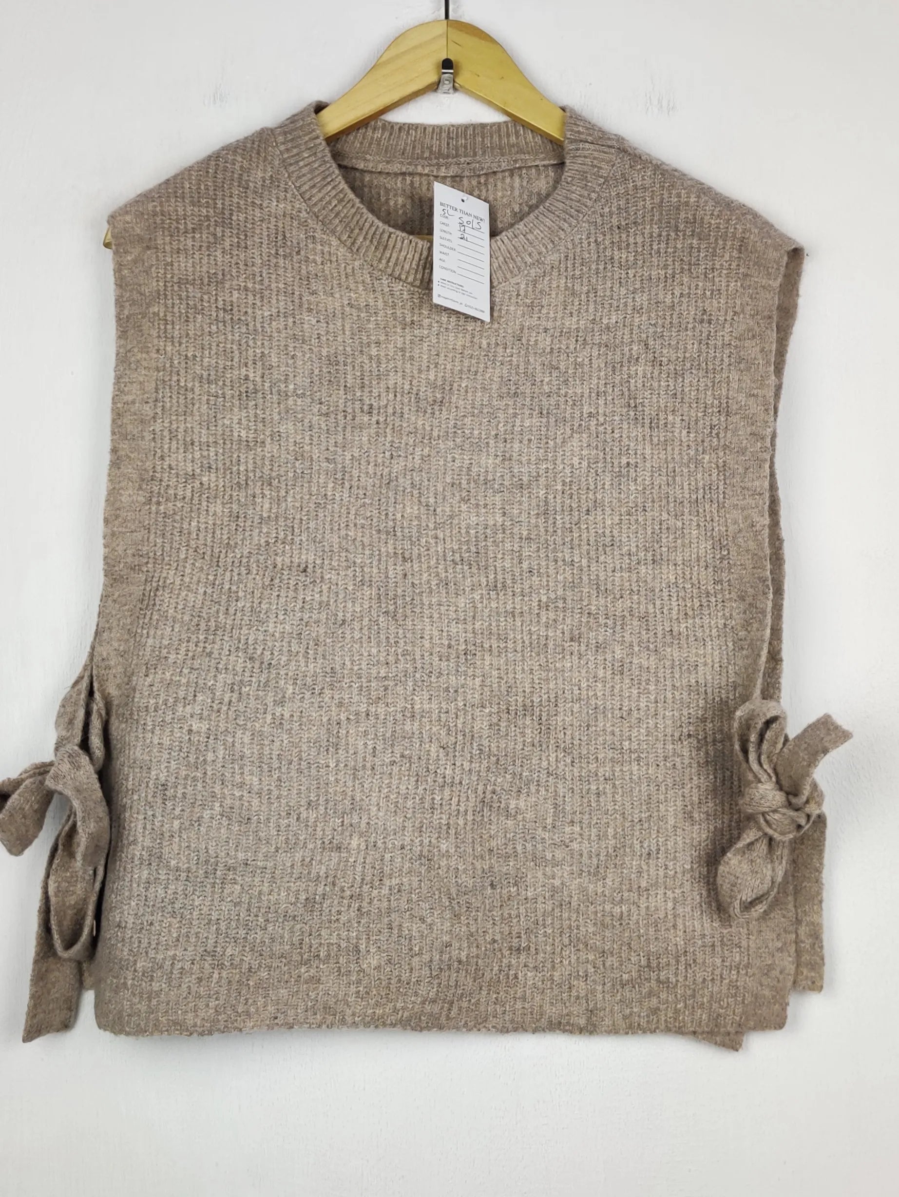 Buy online pre-used pre-loved 100% authentic & Original branded Primark (SL-5015) available in Pakistan. Top international brands avilable.