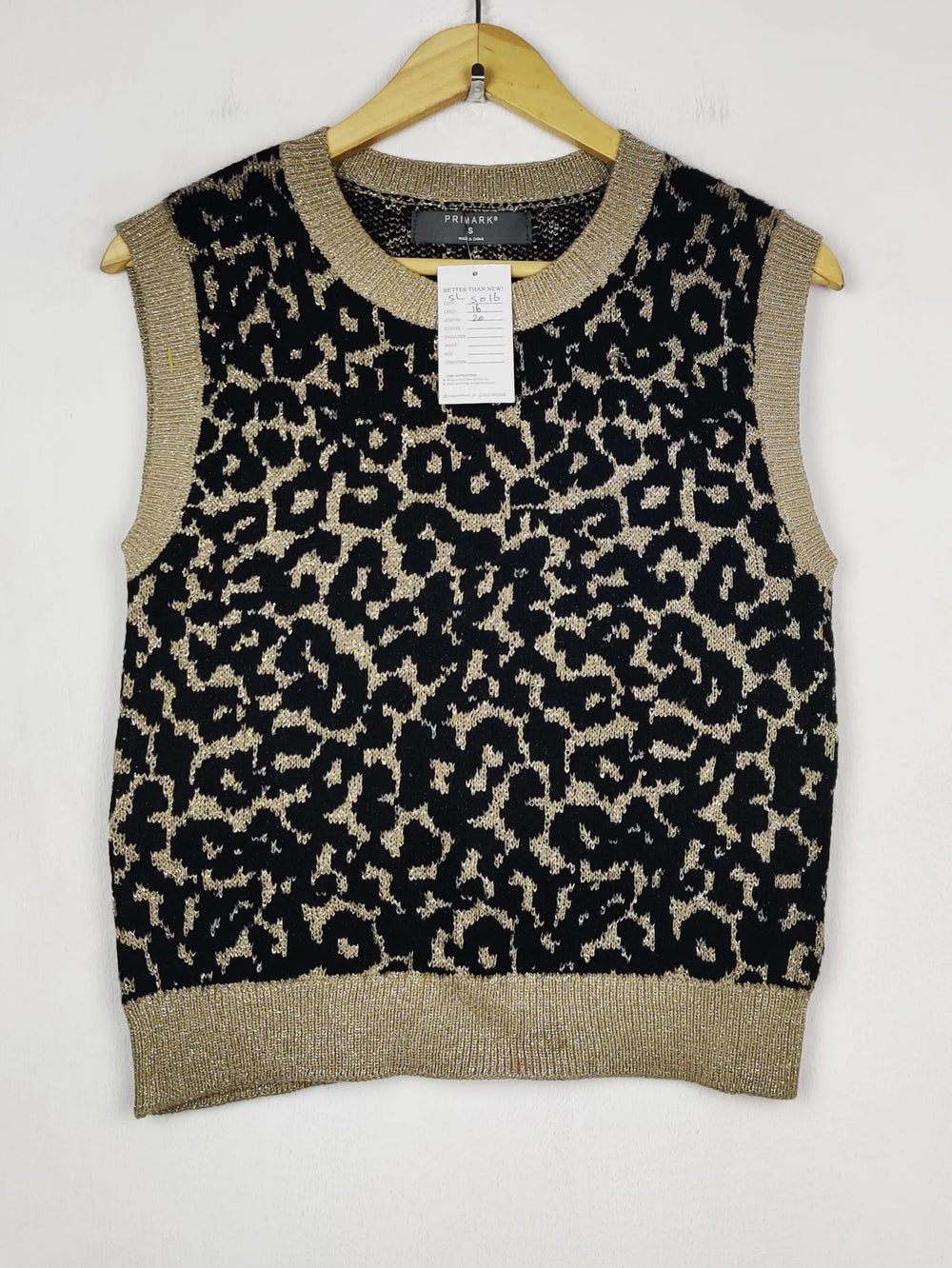 Buy online pre-used pre-loved 100% authentic & Original branded Primark (SL-5016) available in Pakistan. Top international brands avilable.