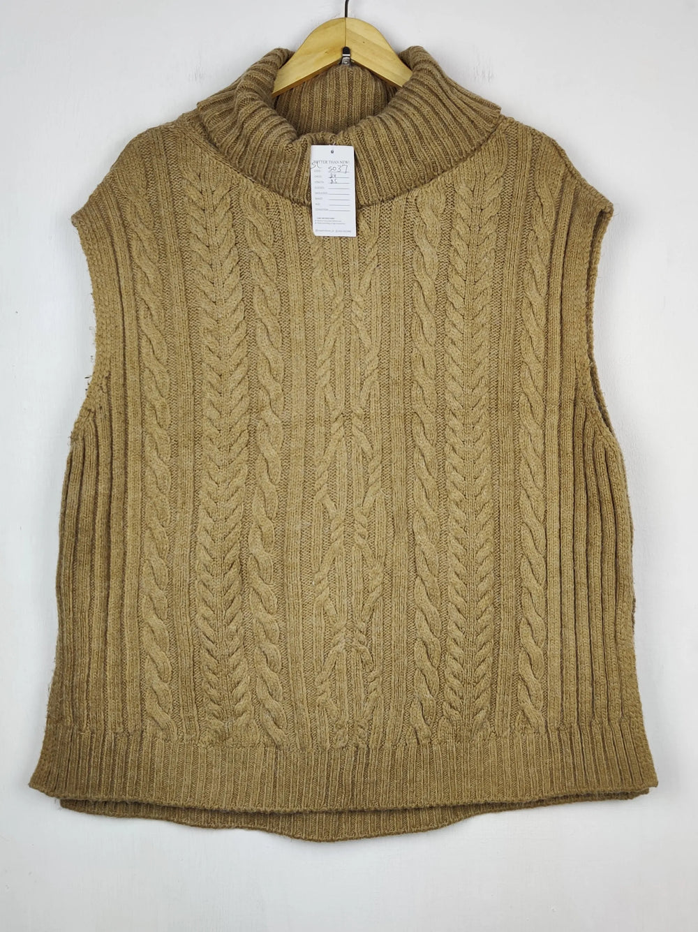 Buy online pre-used pre-loved 100% authentic & Original branded Marks & Spencer (SL-5037) available in Pakistan. Top international brands avilable.