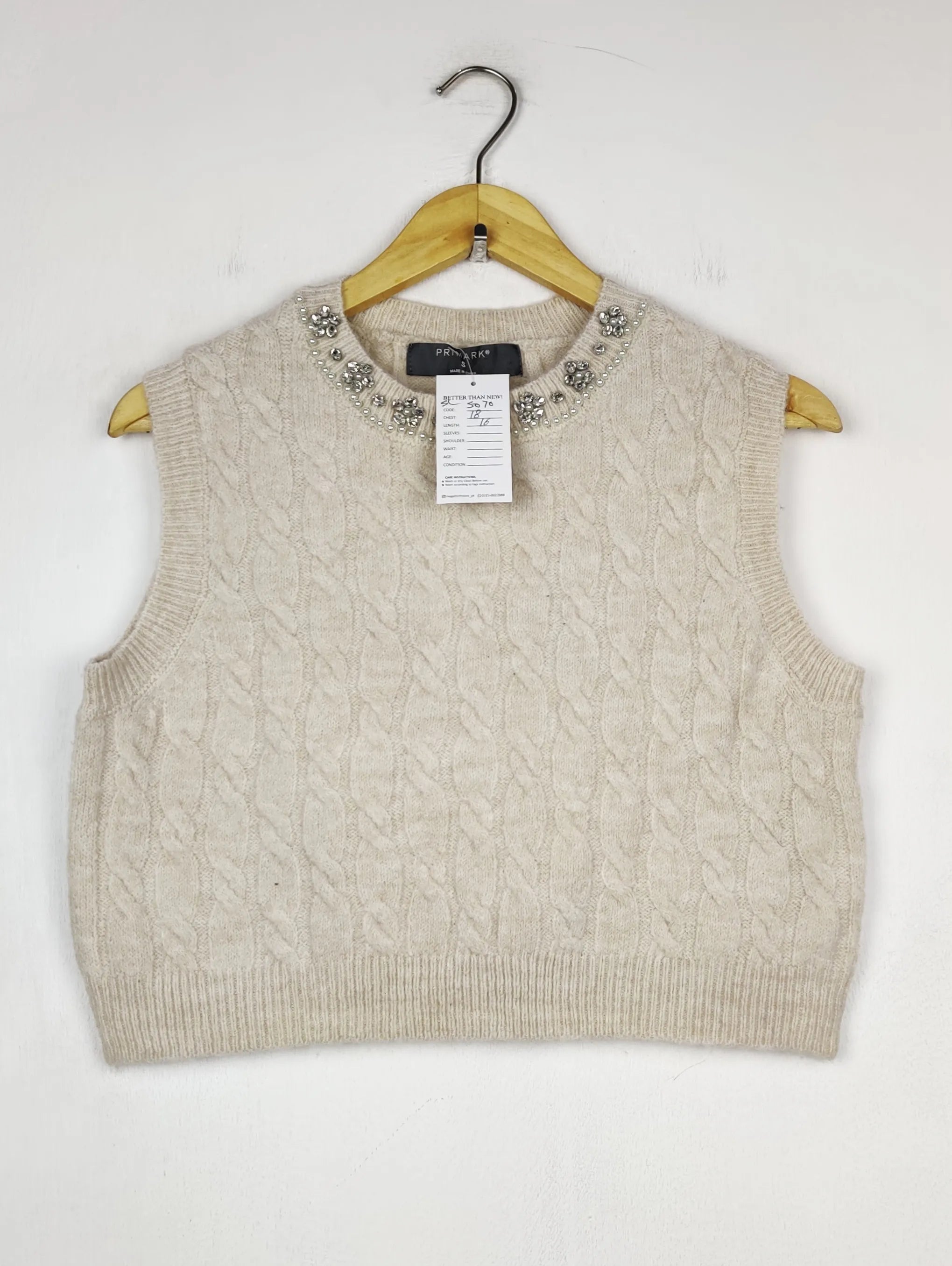 Buy online pre-used pre-loved 100% authentic & Original branded Primark (SL-5070) available in Pakistan. Top international brands avilable.