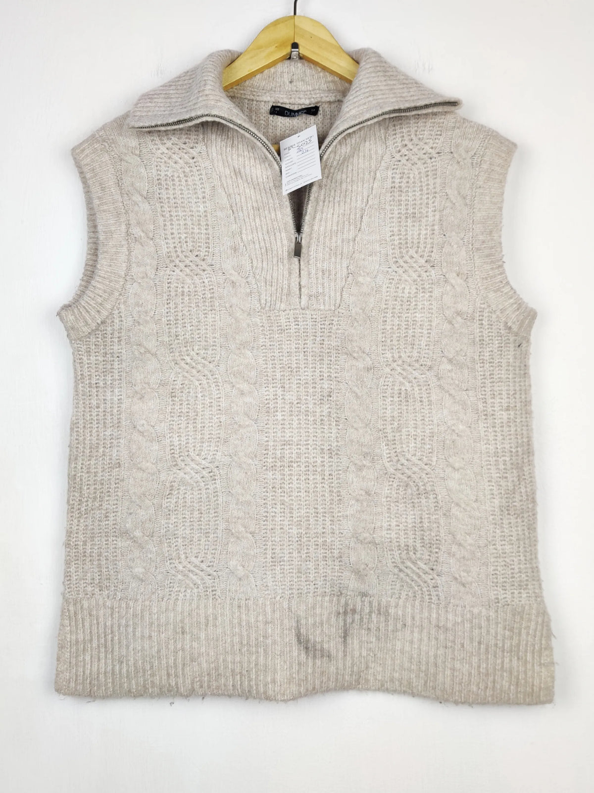 Buy online pre-used pre-loved 100% authentic & Original branded Dunnes Stores (SL-5075) available in Pakistan. Top international brands avilable.