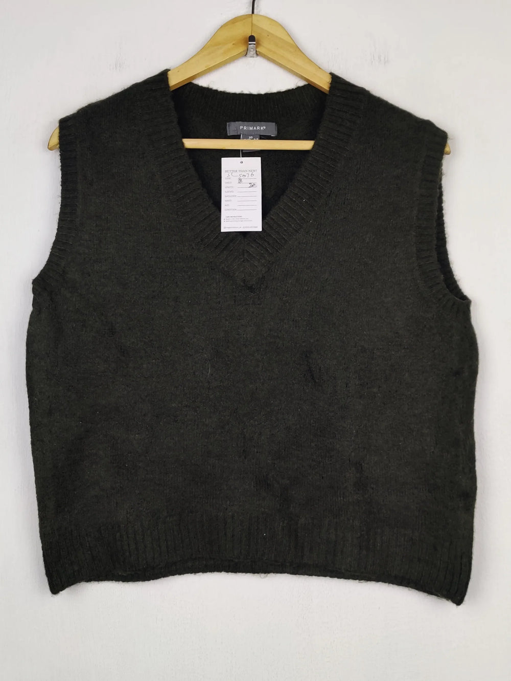 Buy online pre-used pre-loved 100% authentic & Original branded Primark (SL-5076) available in Pakistan. Top international brands avilable.