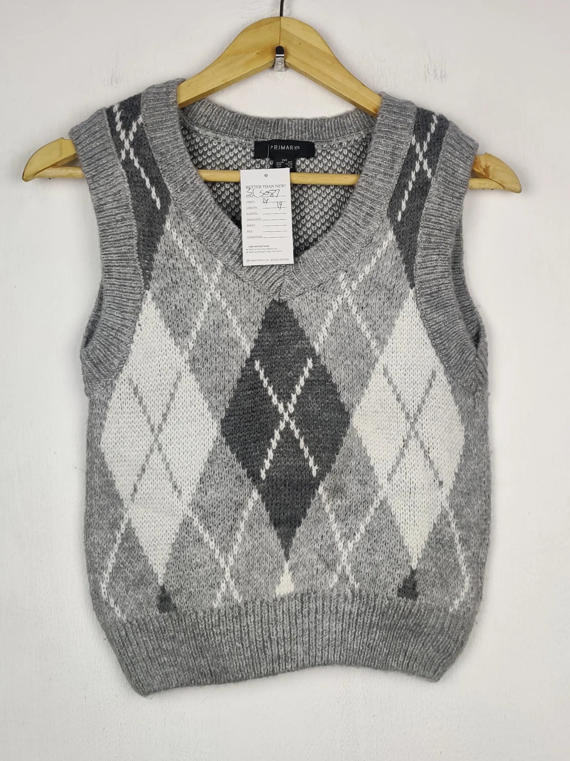 Buy online pre-used pre-loved 100% authentic & Original branded Primark (SL-5087) available in Pakistan. Top international brands avilable.