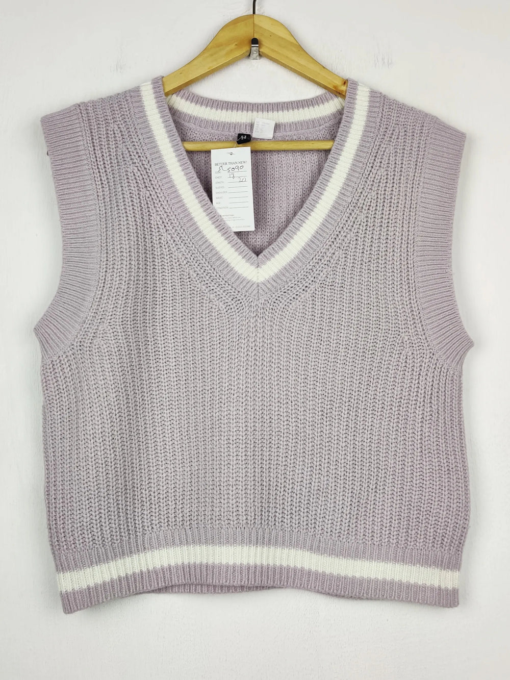 Buy online pre-used pre-loved 100% authentic & Original branded H&M (SL-5090) available in Pakistan. Top international brands avilable.