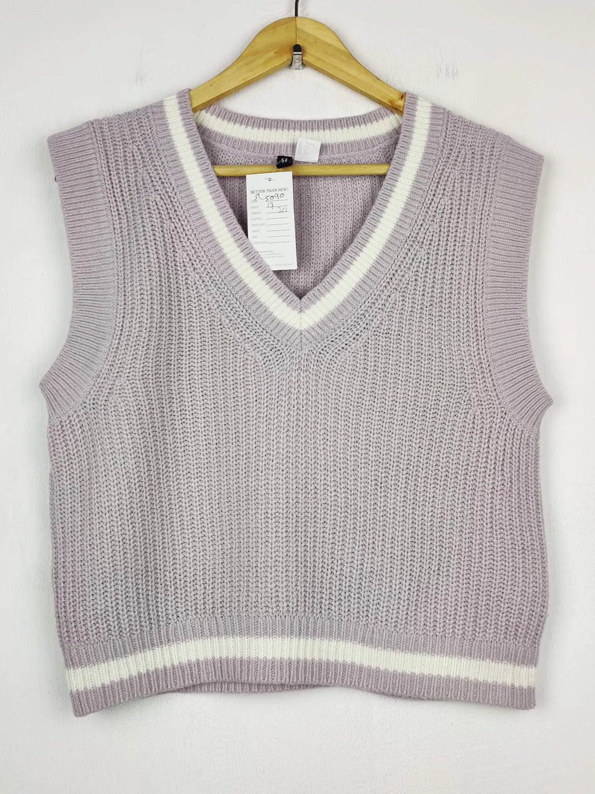 Buy online pre-used pre-loved 100% authentic & Original branded H&M (SL-5090) available in Pakistan. Top international brands avilable.