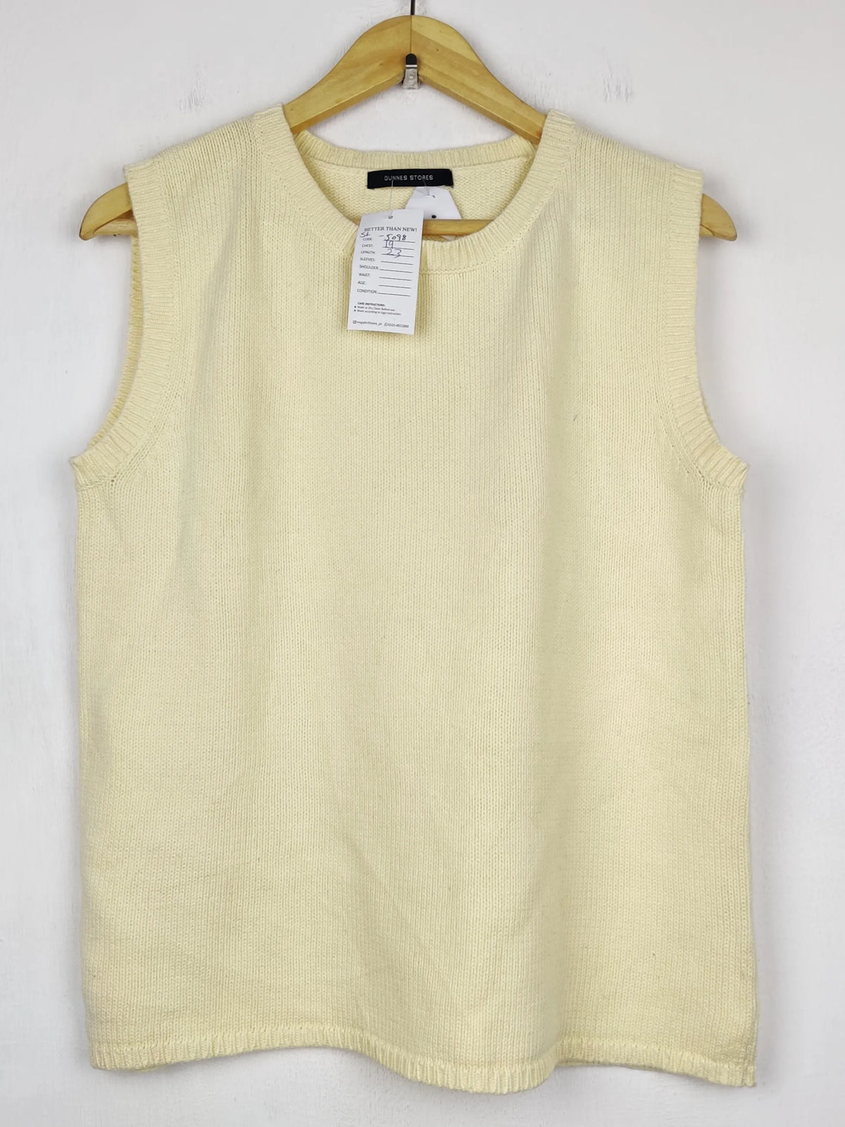 Buy online pre-used pre-loved 100% authentic & Original branded Dunnes Stores (SL-5098) available in Pakistan. Top international brands avilable.