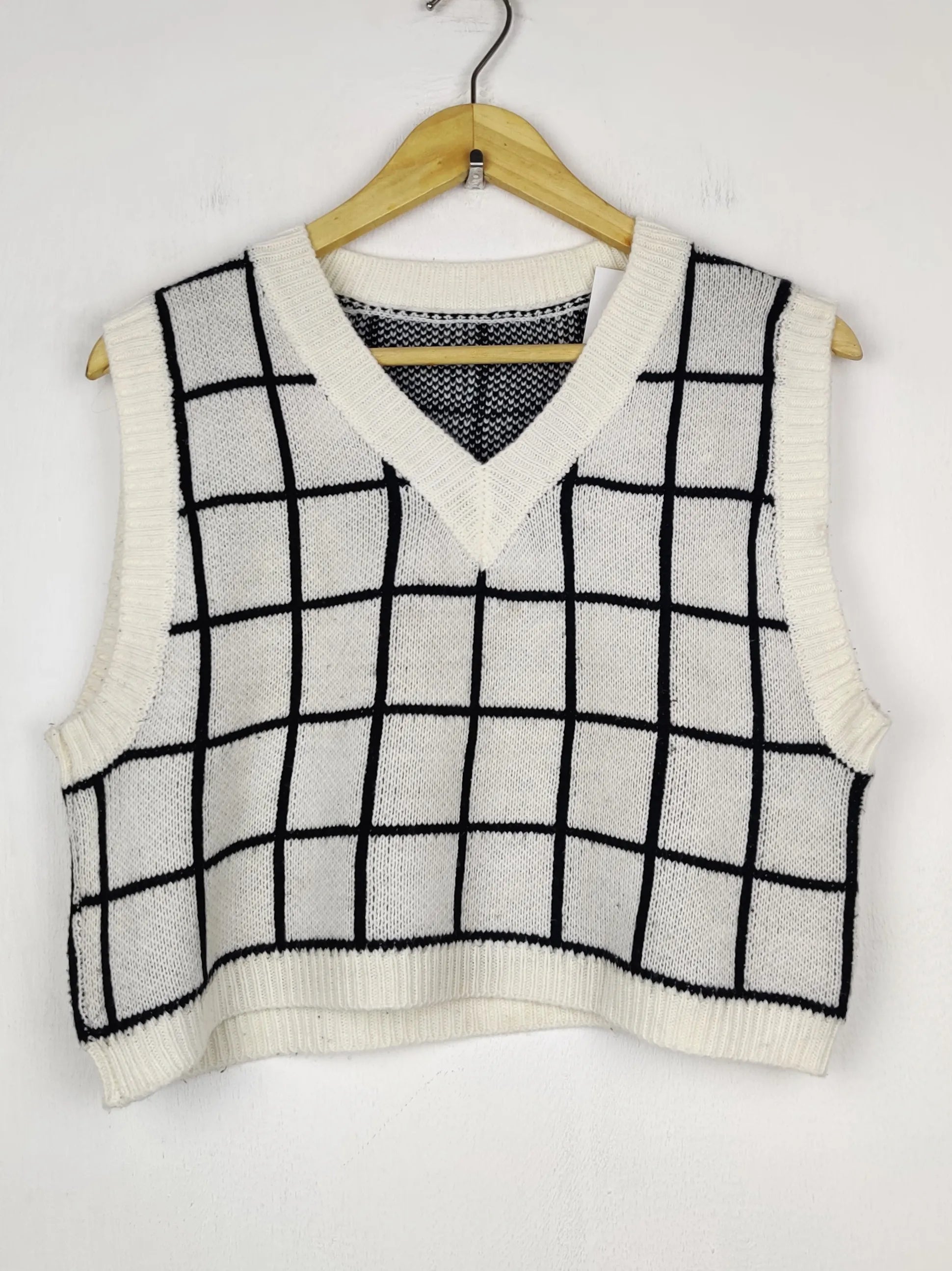 Buy online pre-used pre-loved 100% authentic & Original branded Shein (SL-5103) available in Pakistan. Top international brands avilable.