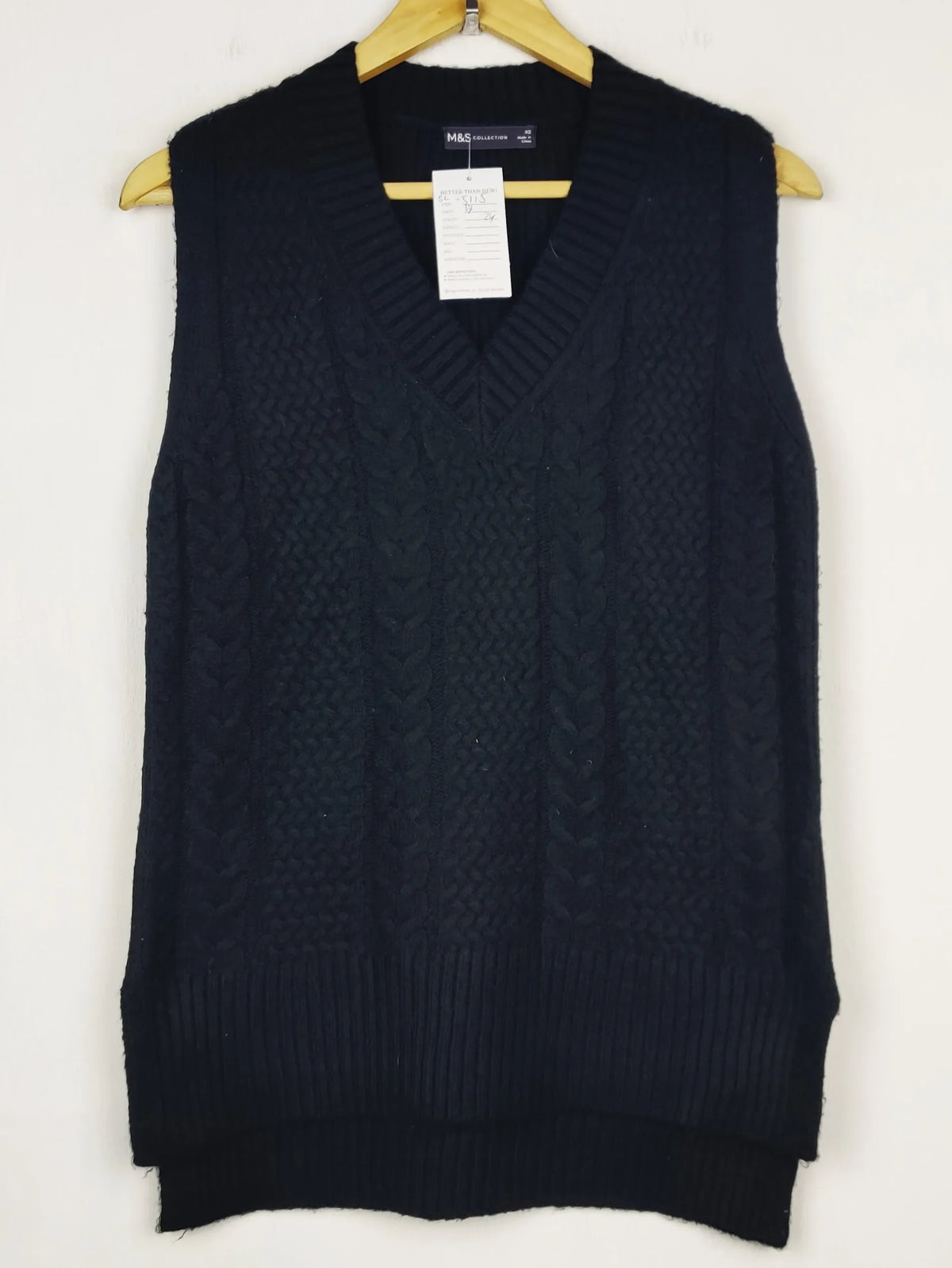 Buy online pre-used pre-loved 100% authentic & Original branded Marks & Spencer (SL-5115) available in Pakistan. Top international brands avilable.