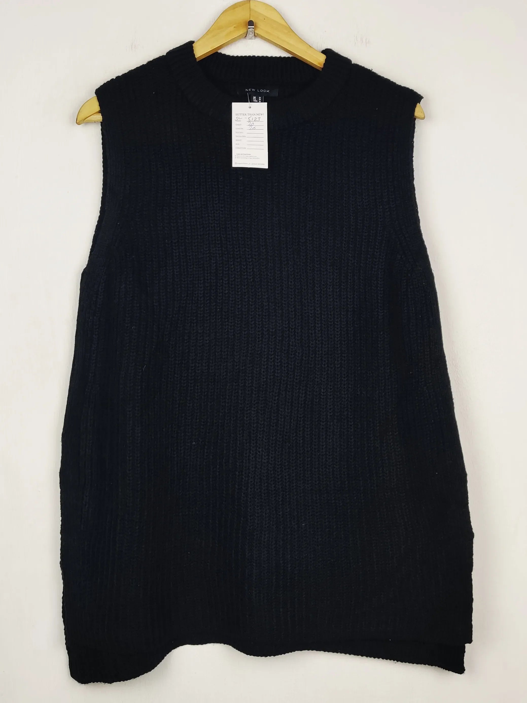 Buy online pre-used pre-loved 100% authentic & Original branded New Look (SL-5123) available in Pakistan. Top international brands avilable.
