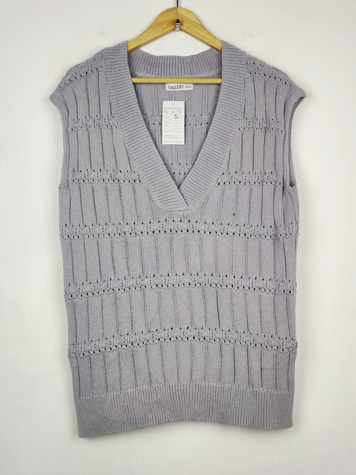 Buy online pre-used pre-loved 100% authentic & Original branded Gallery (SL-5172) available in Pakistan. Top international brands avilable.