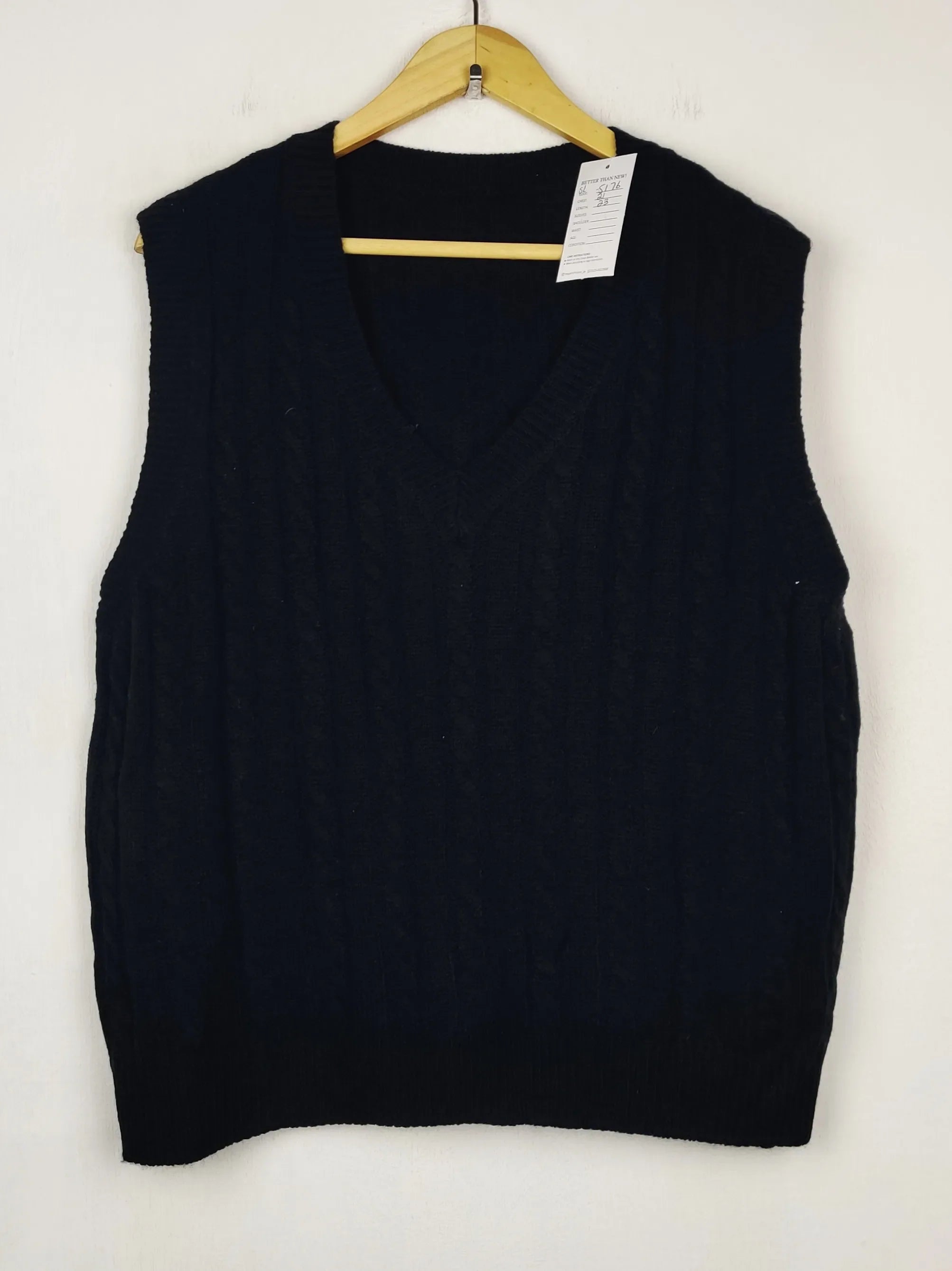 Buy online pre-used pre-loved 100% authentic & Original branded Shein (SL-5176) available in Pakistan. Top international brands avilable.