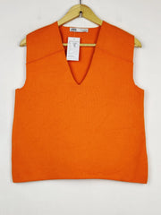 Buy online pre-used pre-loved 100% authentic & Original branded Zara (SL-5182) available in Pakistan. Top international brands avilable.