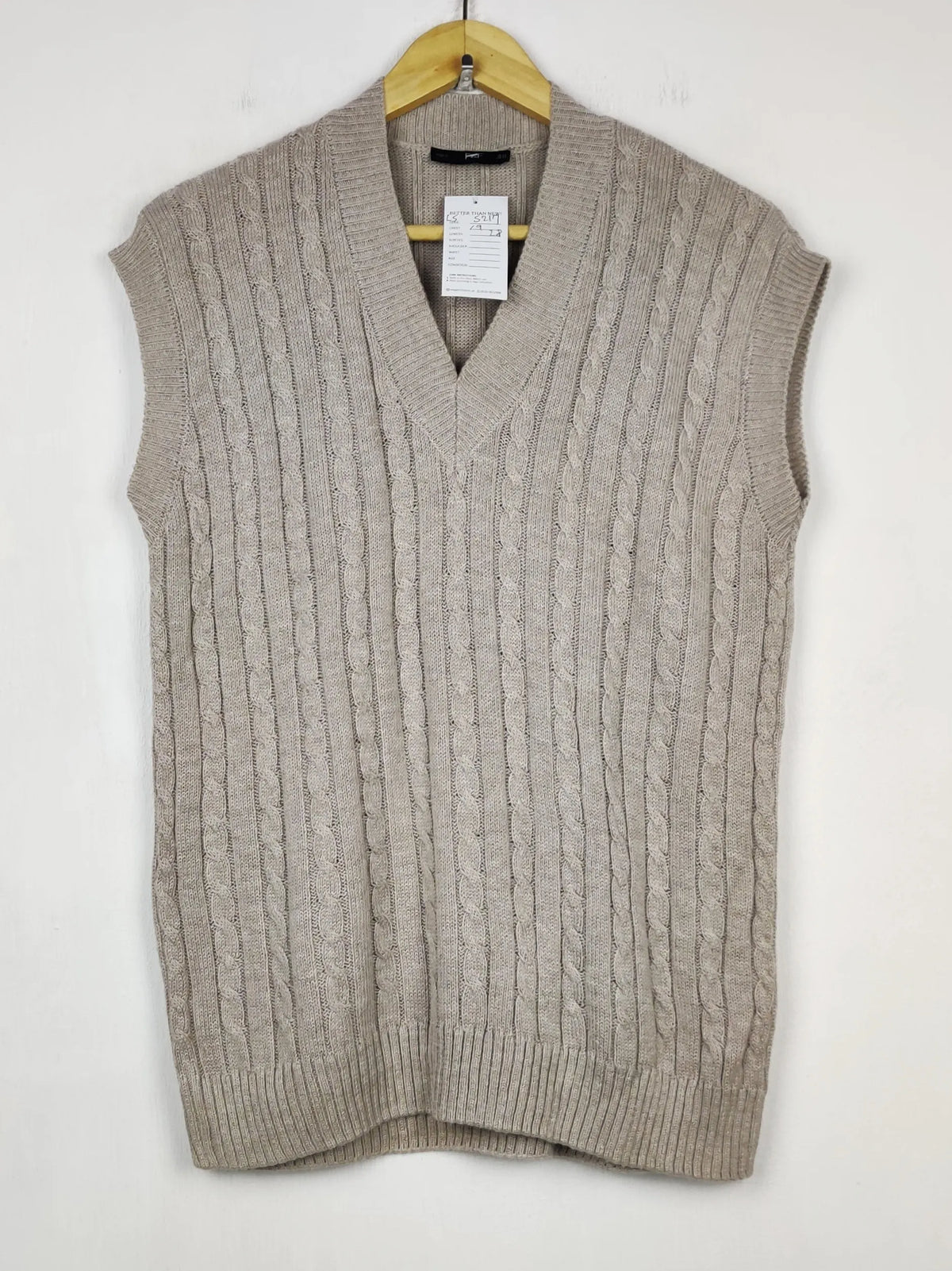 Buy online pre-used pre-loved 100% authentic & Original branded F&F (SL-5217) available in Pakistan. Top international brands avilable.