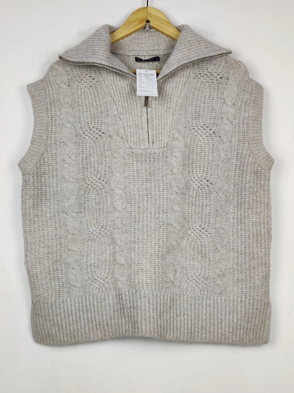 Buy online pre-used pre-loved 100% authentic & Original branded Dunnes Stores (SL-5220) available in Pakistan. Top international brands avilable.