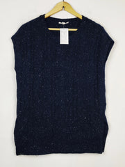 Buy online pre-used pre-loved 100% authentic & Original branded H&M (SL-5226) available in Pakistan. Top international brands avilable.
