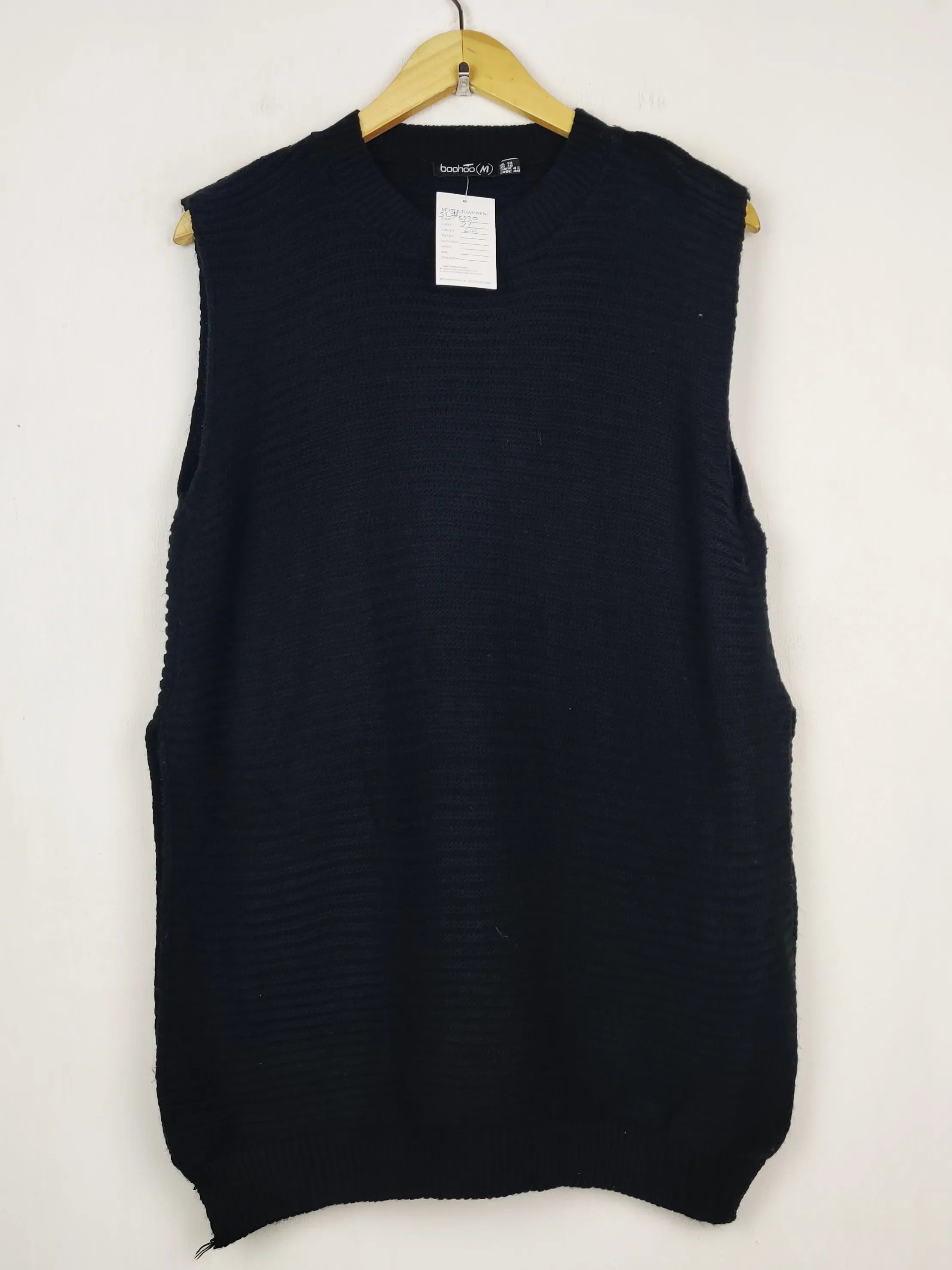 Buy online pre-used pre-loved 100% authentic & Original branded Boohoo (SL-5230) available in Pakistan. Top international brands avilable.