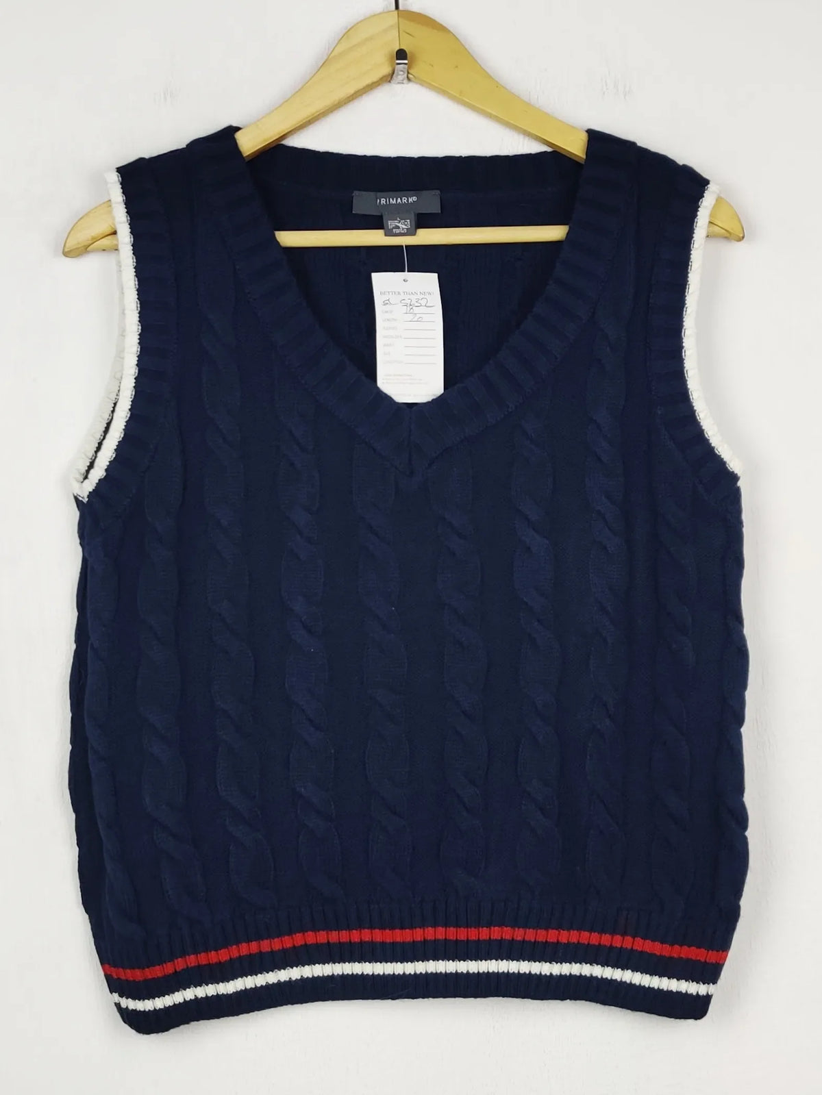 Buy online pre-used pre-loved 100% authentic & Original branded Primark (SL-5232) available in Pakistan. Top international brands avilable.