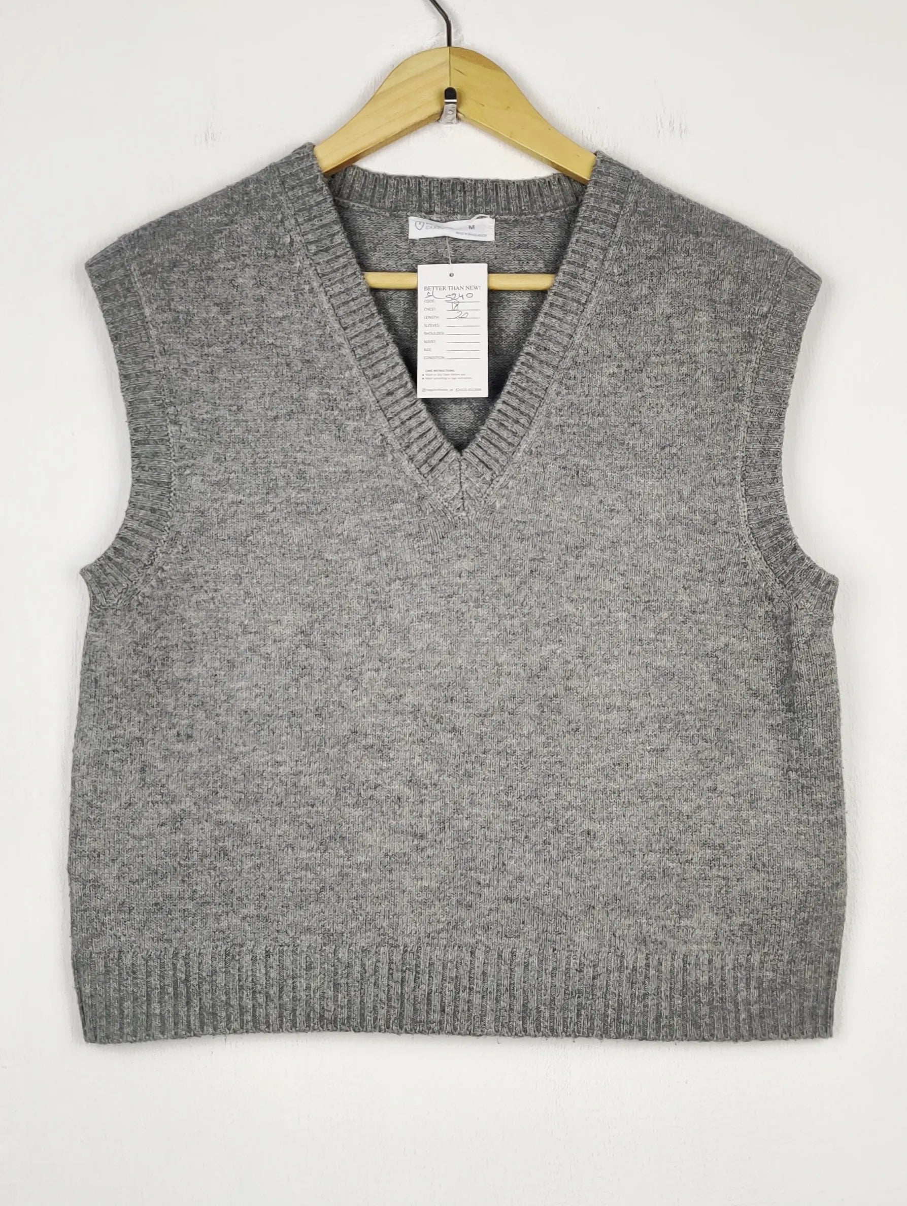 Buy online pre-used pre-loved 100% authentic & Original branded Primark (SL-5240) available in Pakistan. Top international brands avilable.