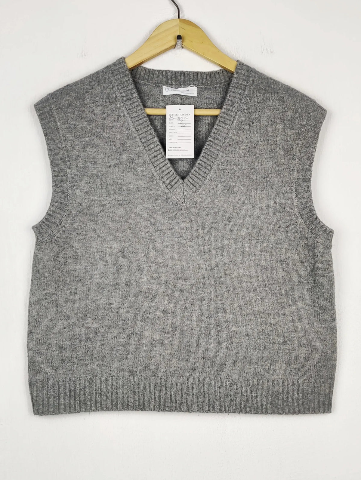 Buy online pre-used pre-loved 100% authentic & Original branded Primark (SL-5240) available in Pakistan. Top international brands avilable.