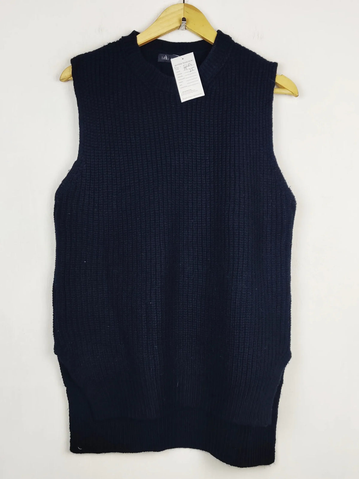 Buy online pre-used pre-loved 100% authentic & Original branded Marks & Spencer (SL-5264) available in Pakistan. Top international brands avilable.