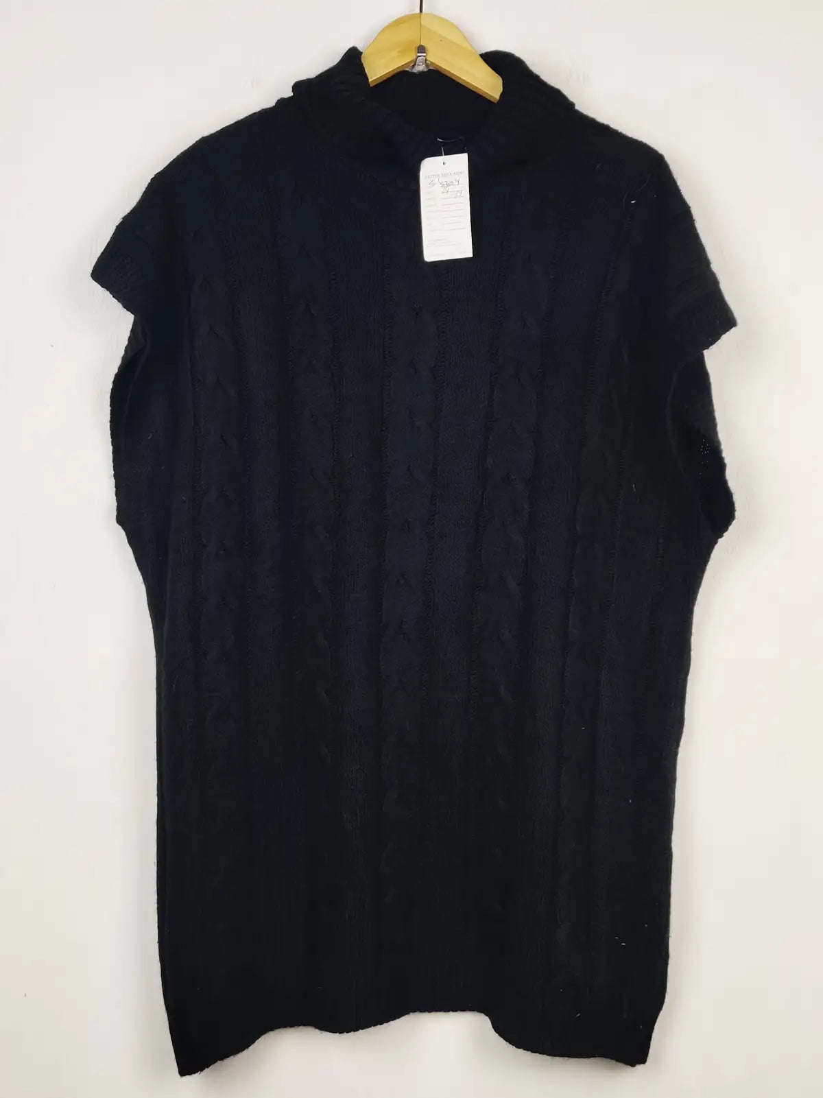 Buy online pre-used pre-loved 100% authentic & Original branded I Saw It First (SL-5304) available in Pakistan. Top international brands avilable.