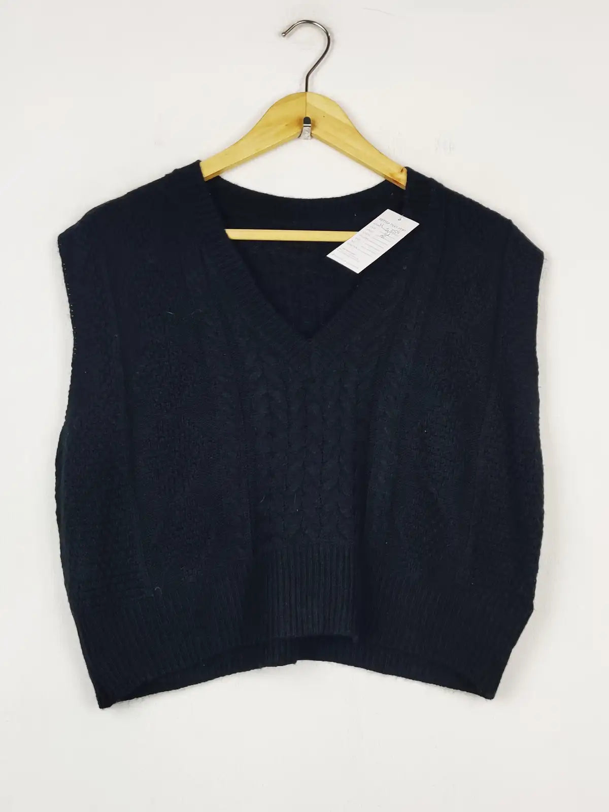 Buy online pre-used pre-loved 100% authentic & Original branded Shein (SL-5354) available in Pakistan. Top international brands avilable.