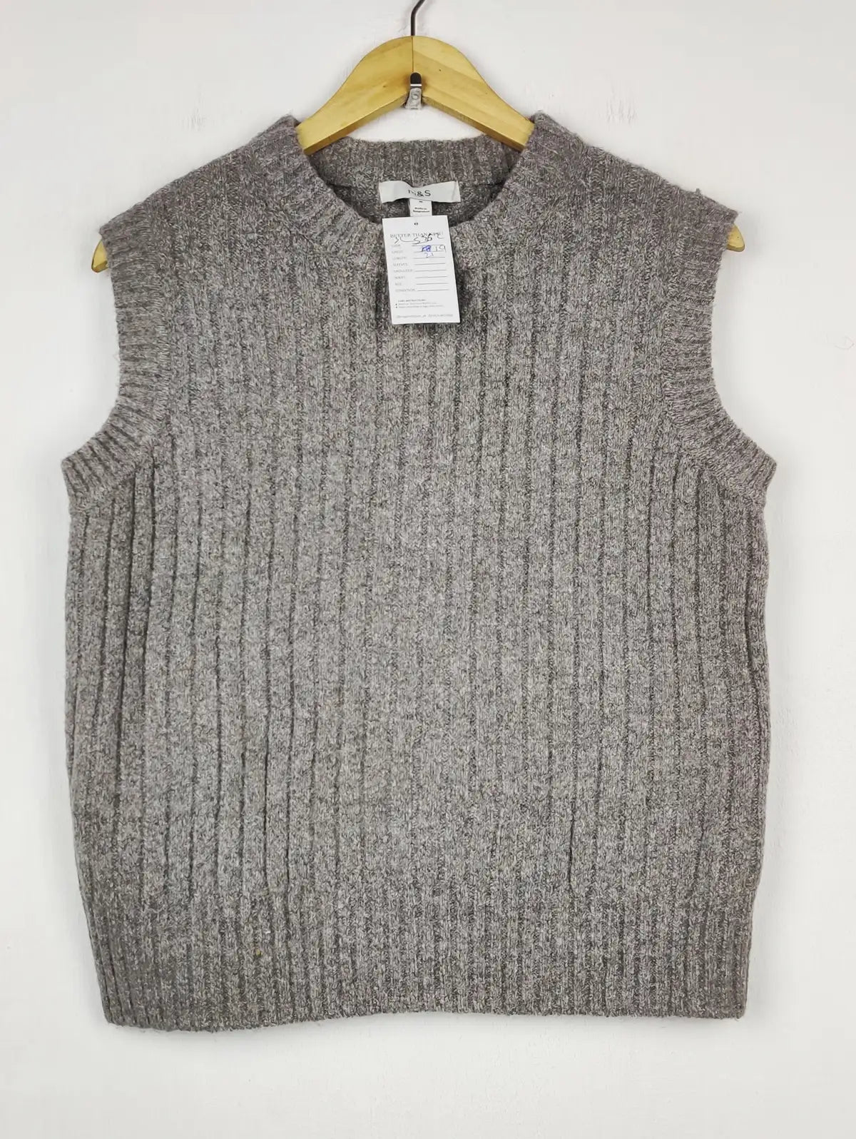 Buy online pre-used pre-loved 100% authentic & Original branded Marks & Spencer (SL-5362) available in Pakistan. Top international brands avilable.