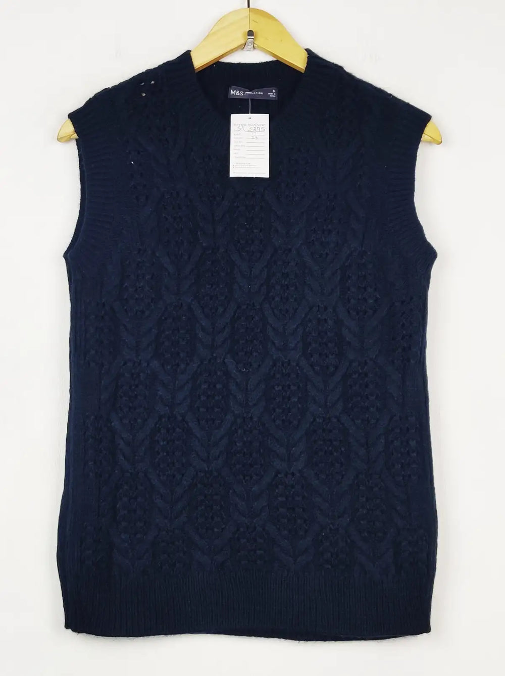 Buy online pre-used pre-loved 100% authentic & Original branded Marks & Spencer (SL-5395) available in Pakistan. Top international brands avilable.