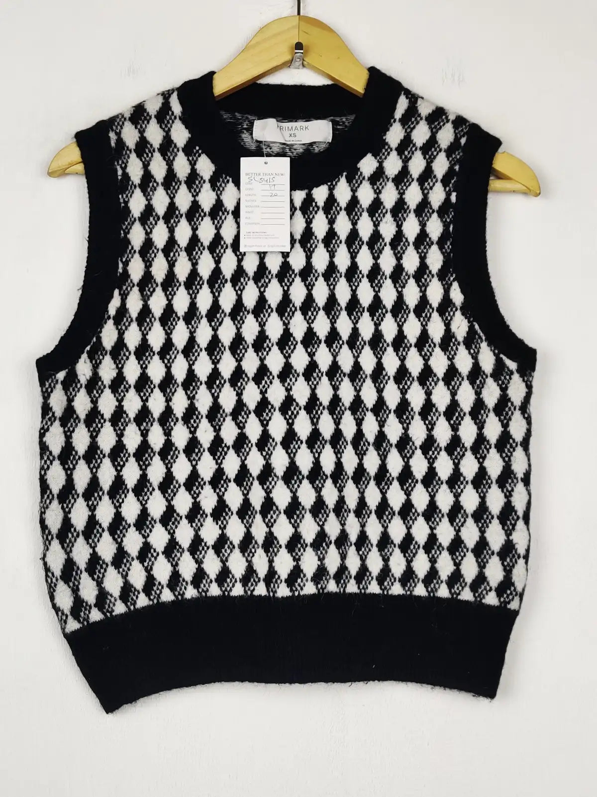 Buy online pre-used pre-loved 100% authentic & Original branded Primark (SL-5415) available in Pakistan. Top international brands avilable.