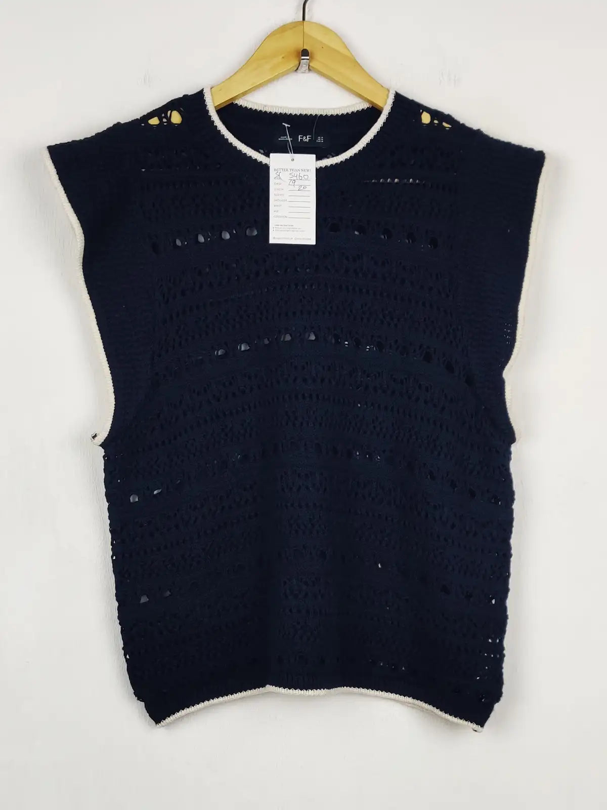 Buy online pre-used pre-loved 100% authentic & Original branded F&F (SL-5460) available in Pakistan. Top international brands avilable.
