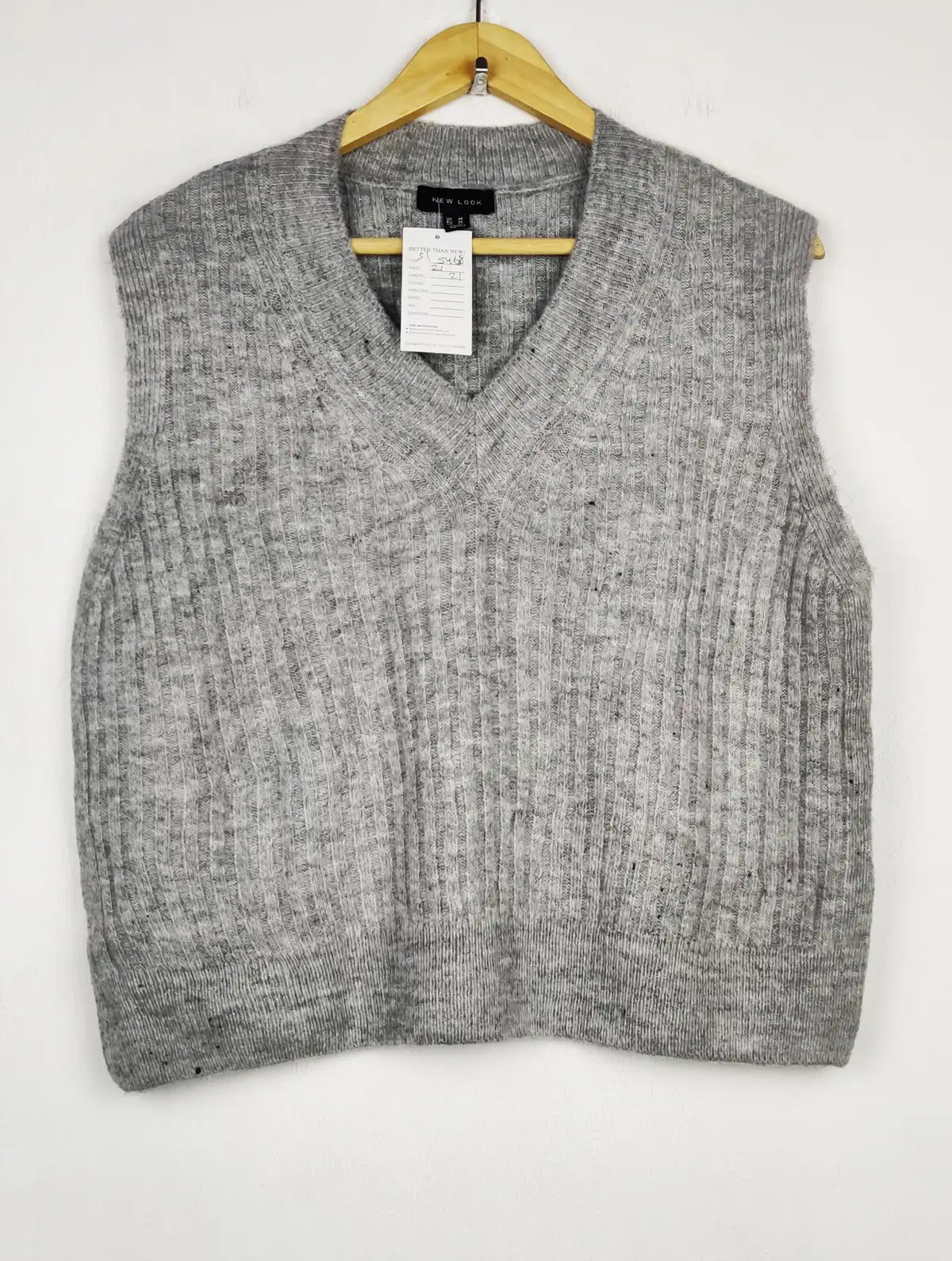 Buy online pre-used pre-loved 100% authentic & Original branded New Look (SL-5468) available in Pakistan. Top international brands avilable.