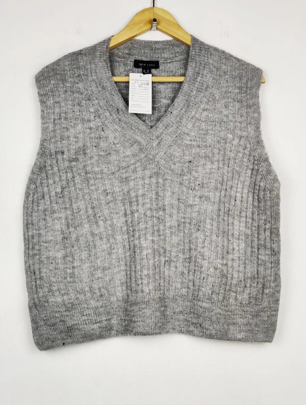 Buy online pre-used pre-loved 100% authentic & Original branded New Look (SL-5468) available in Pakistan. Top international brands avilable.