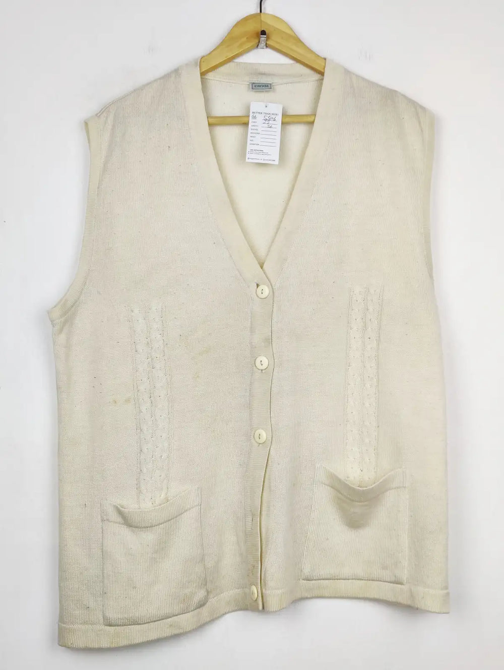 Buy online pre-used pre-loved 100% authentic & Original branded Canda (SL-5506) available in Pakistan. Top international brands avilable.