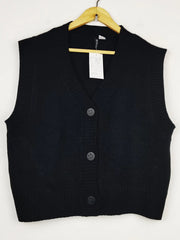 Buy online pre-used pre-loved 100% authentic & Original branded H&M (SL-5508) available in Pakistan. Top international brands avilable.