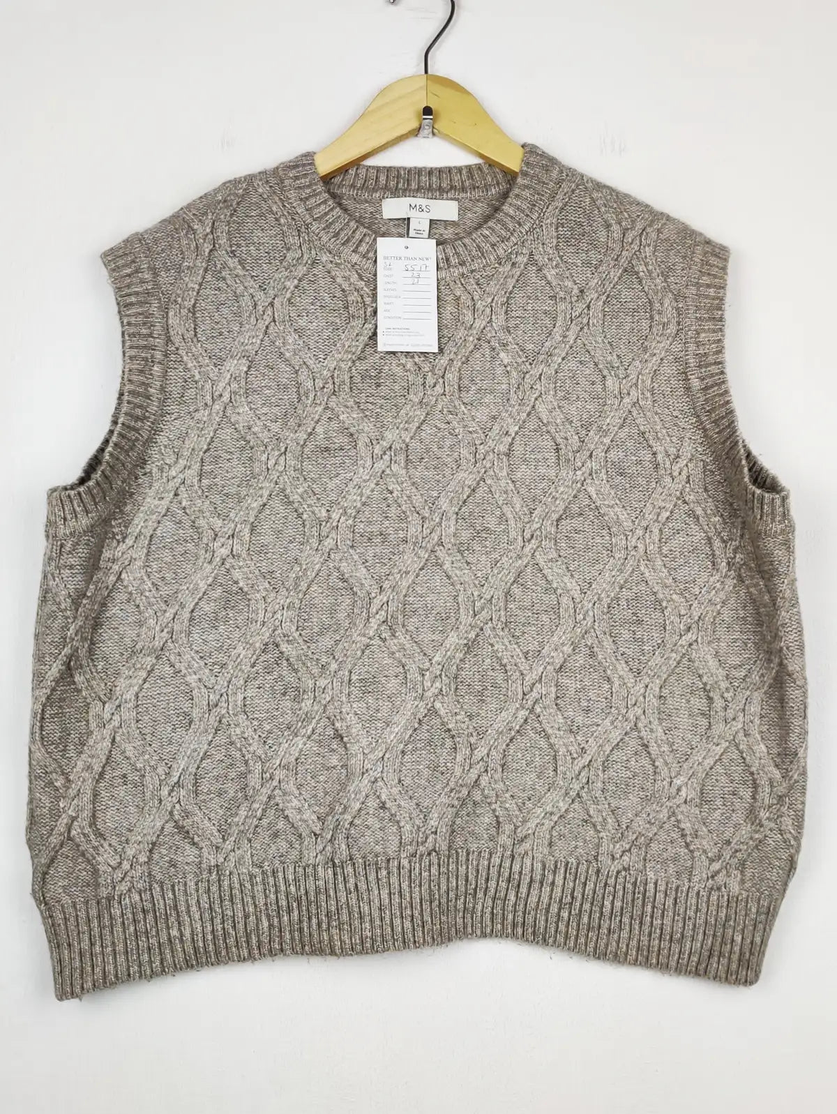 Buy online pre-used pre-loved 100% authentic & Original branded Marks & Spencer (SL-5517) available in Pakistan. Top international brands avilable.