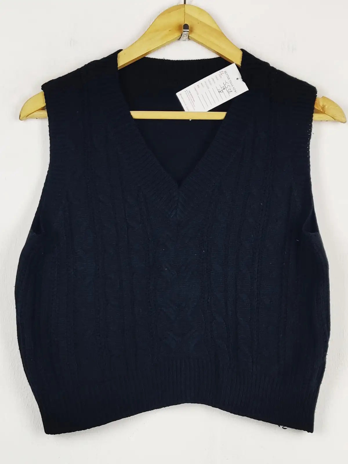 Buy online pre-used pre-loved 100% authentic & Original branded Shein (SL-5538) available in Pakistan. Top international brands avilable.