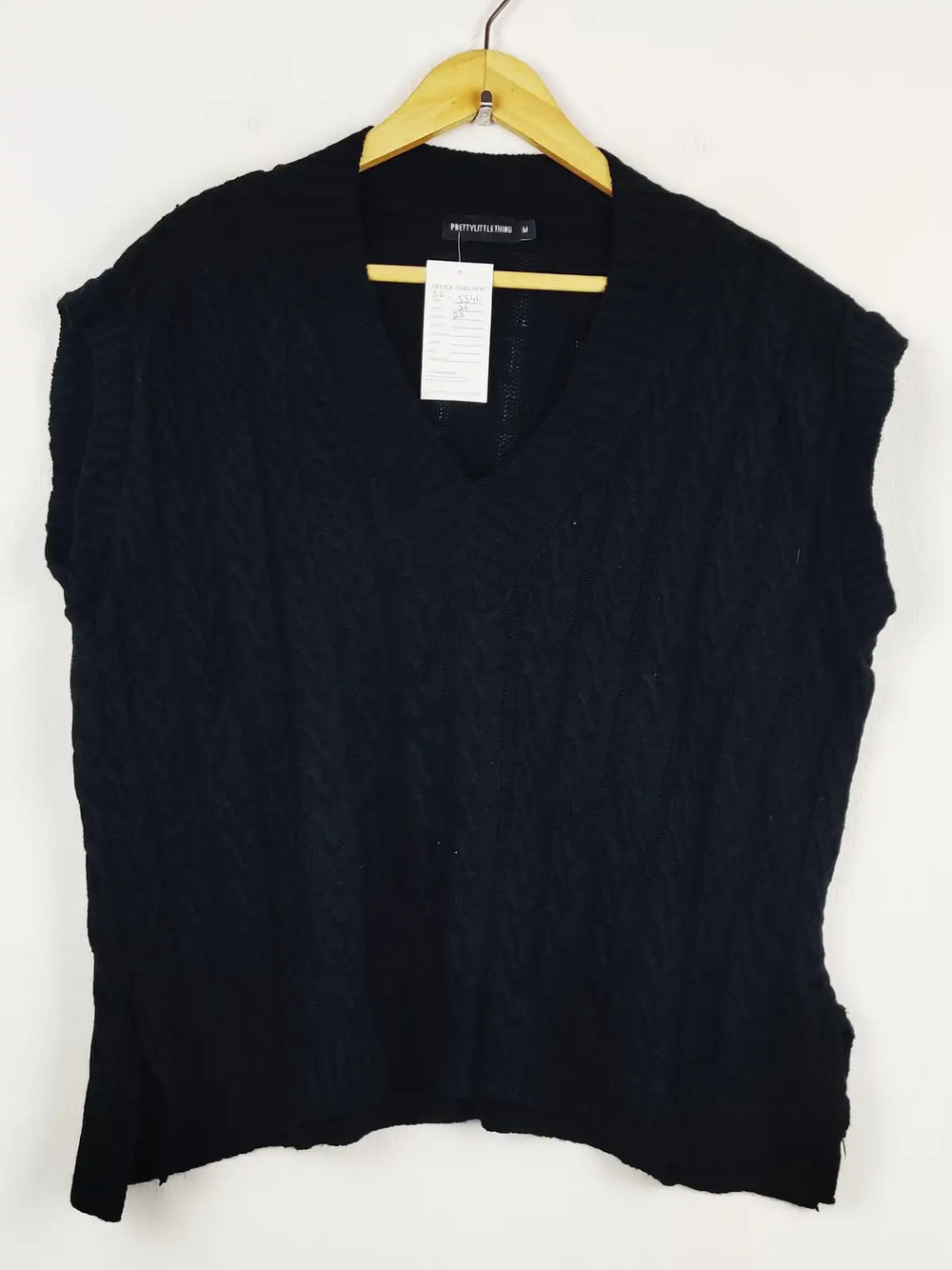 Buy online pre-used pre-loved 100% authentic & Original branded Prettylittlethings (SL-5544) available in Pakistan. Top international brands avilable.