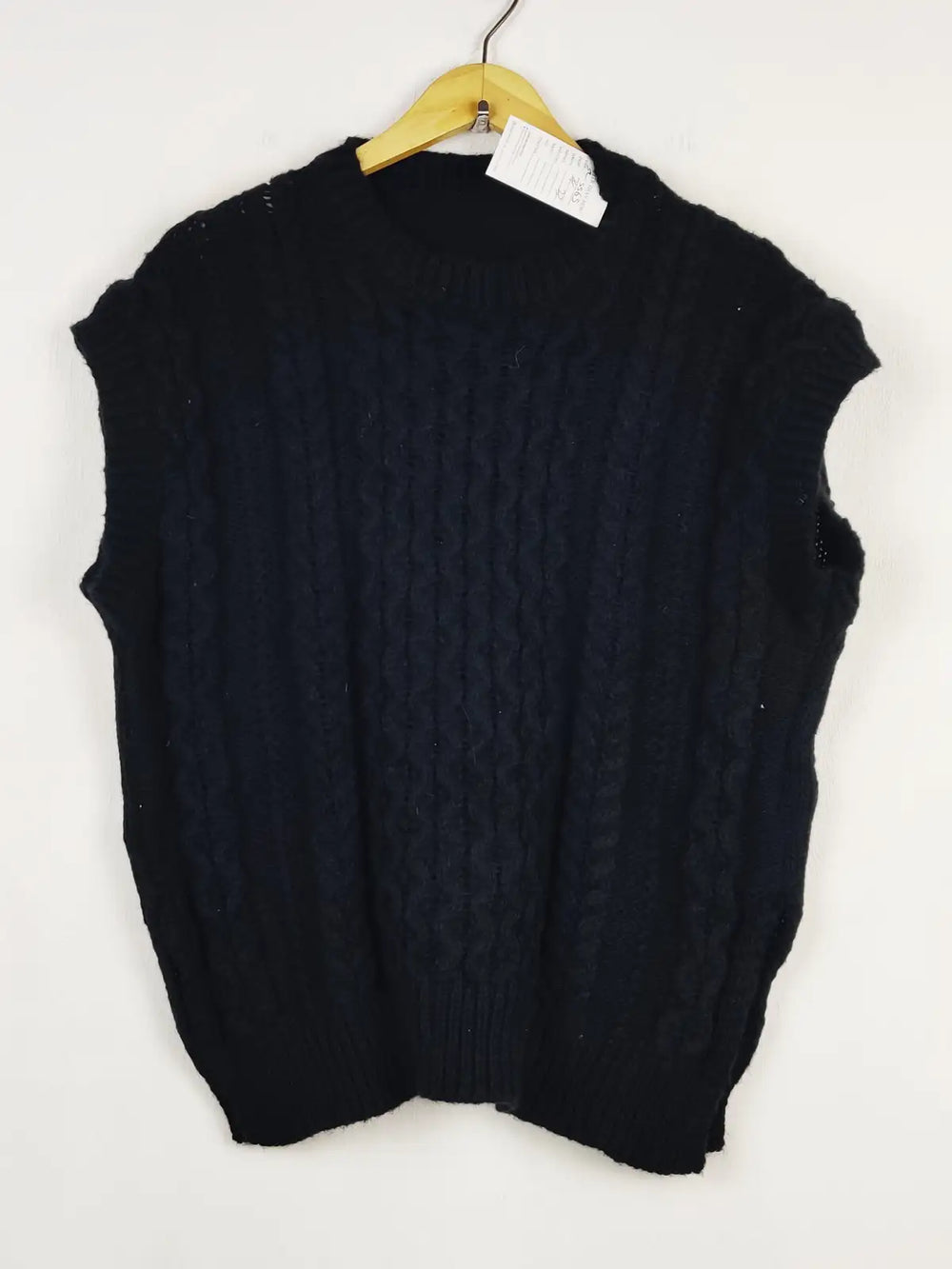 Buy online pre-used pre-loved 100% authentic & Original branded Shein (SL-5565) available in Pakistan. Top international brands avilable.