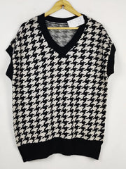 Buy online pre-used pre-loved 100% authentic & Original branded F&F (SL-5571) available in Pakistan. Top international brands avilable.