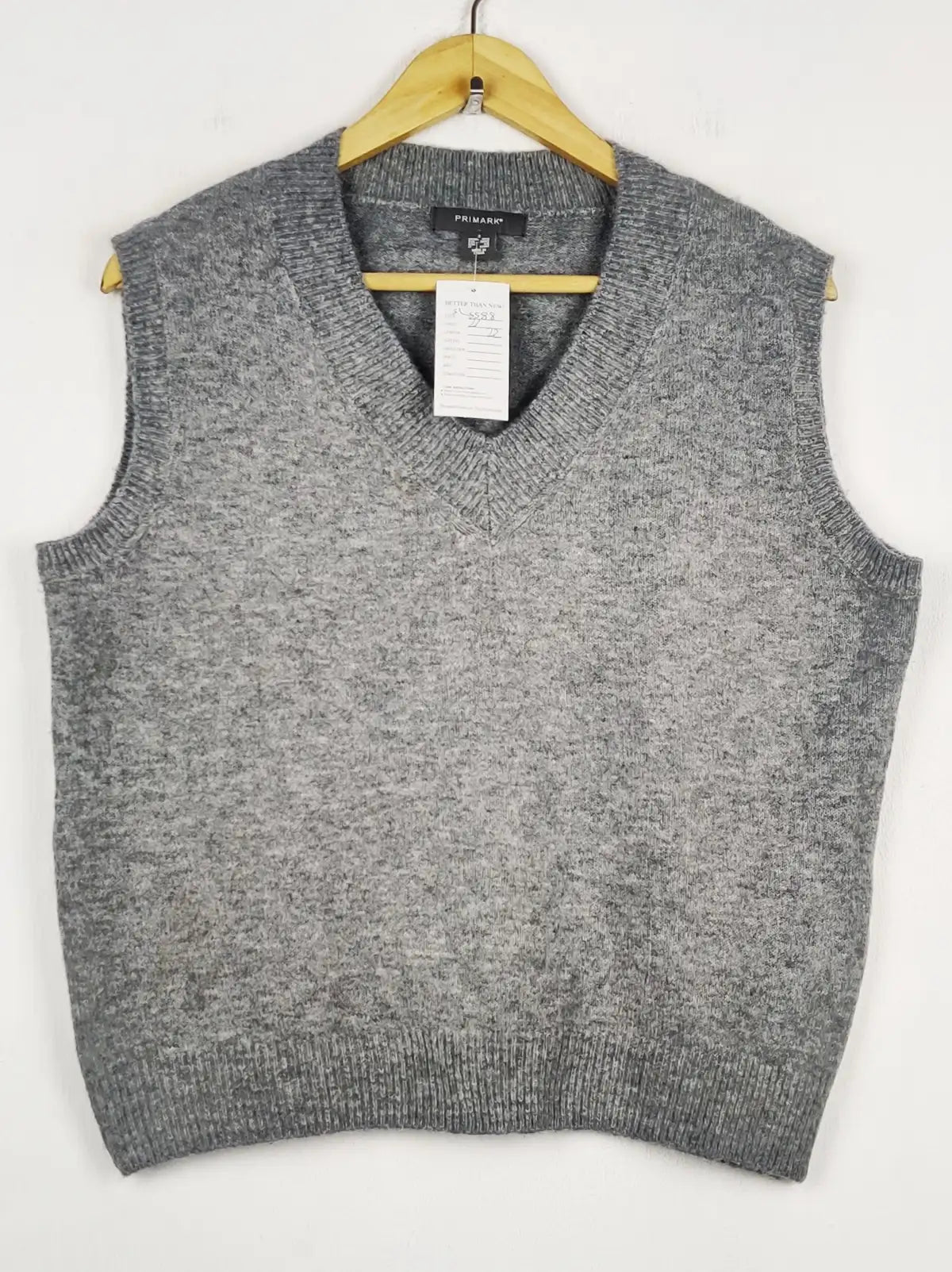 Buy online pre-used pre-loved 100% authentic & Original branded Primark (SL-5588) available in Pakistan. Top international brands avilable.