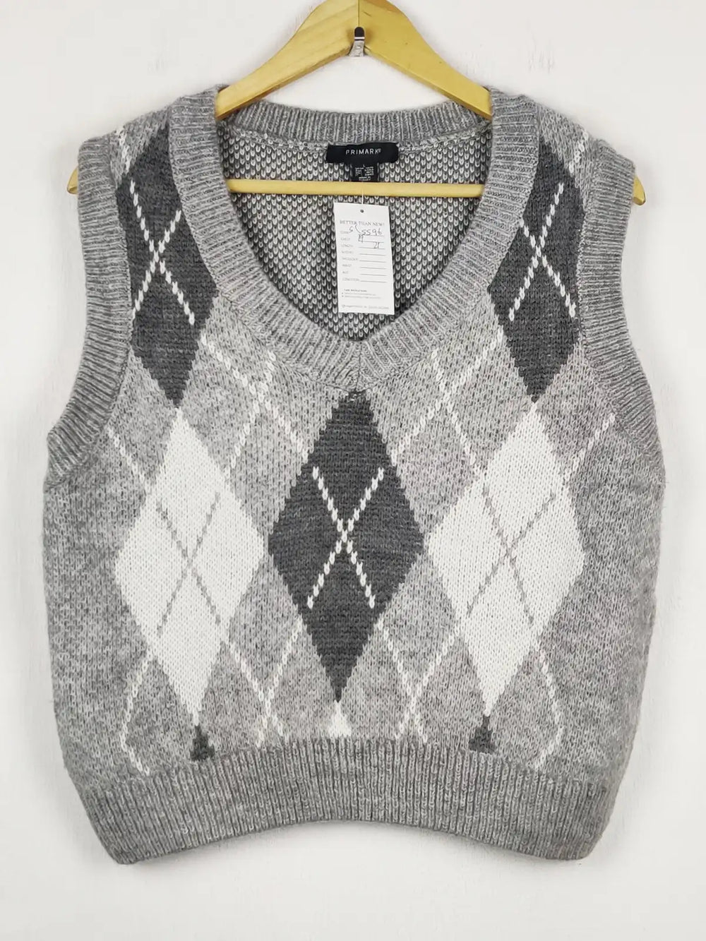 Buy online pre-used pre-loved 100% authentic & Original branded Primark (SL-5596) available in Pakistan. Top international brands avilable.