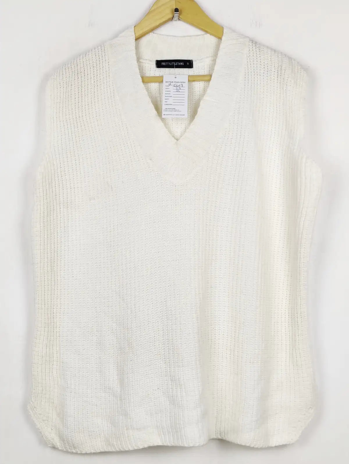 Buy online pre-used pre-loved 100% authentic & Original branded Prettylittlethings (SL-5604) available in Pakistan. Top international brands avilable.