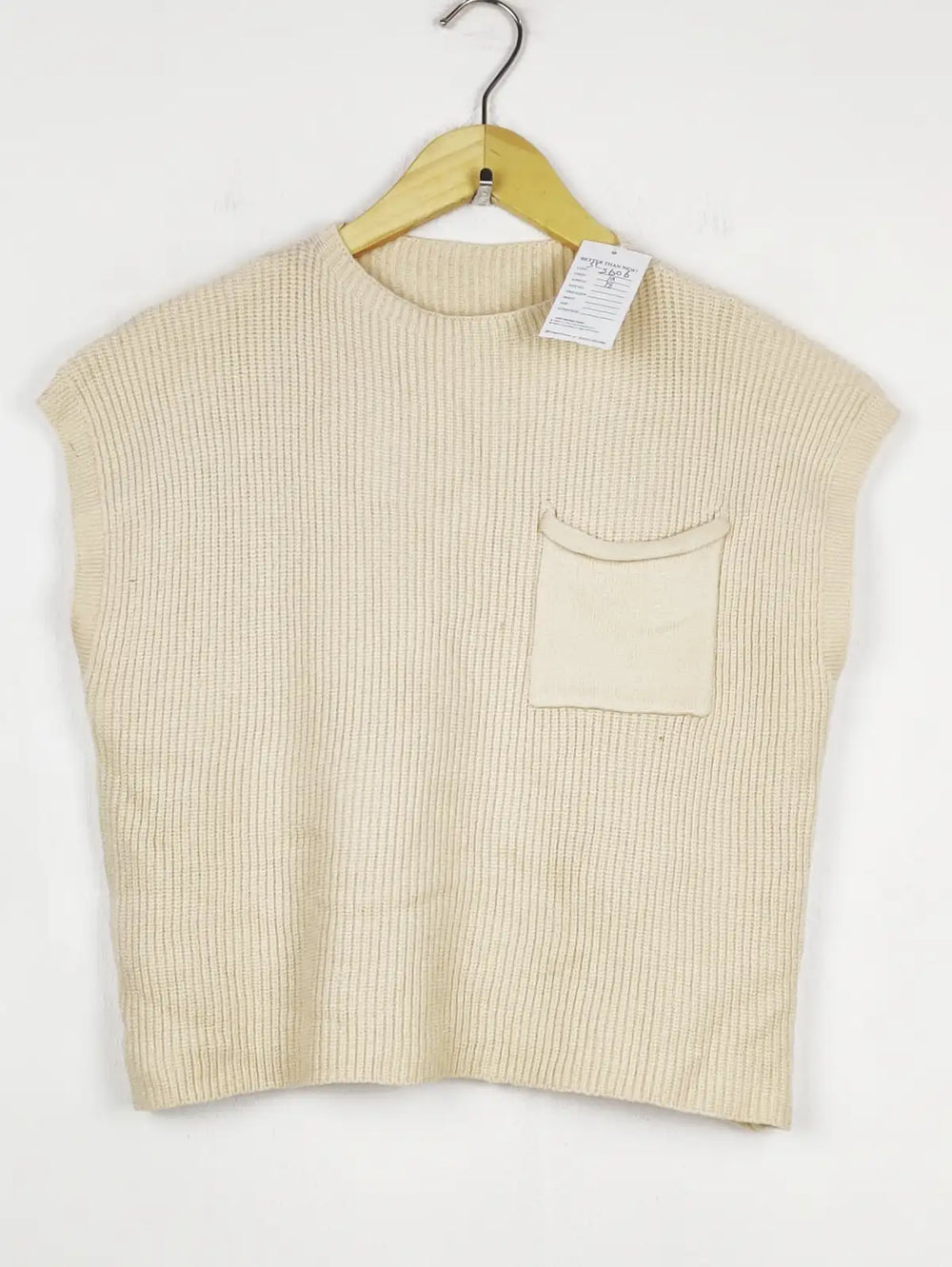 Buy online pre-used pre-loved 100% authentic & Original branded Unknown Brand (SL-5606) available in Pakistan. Top international brands avilable.