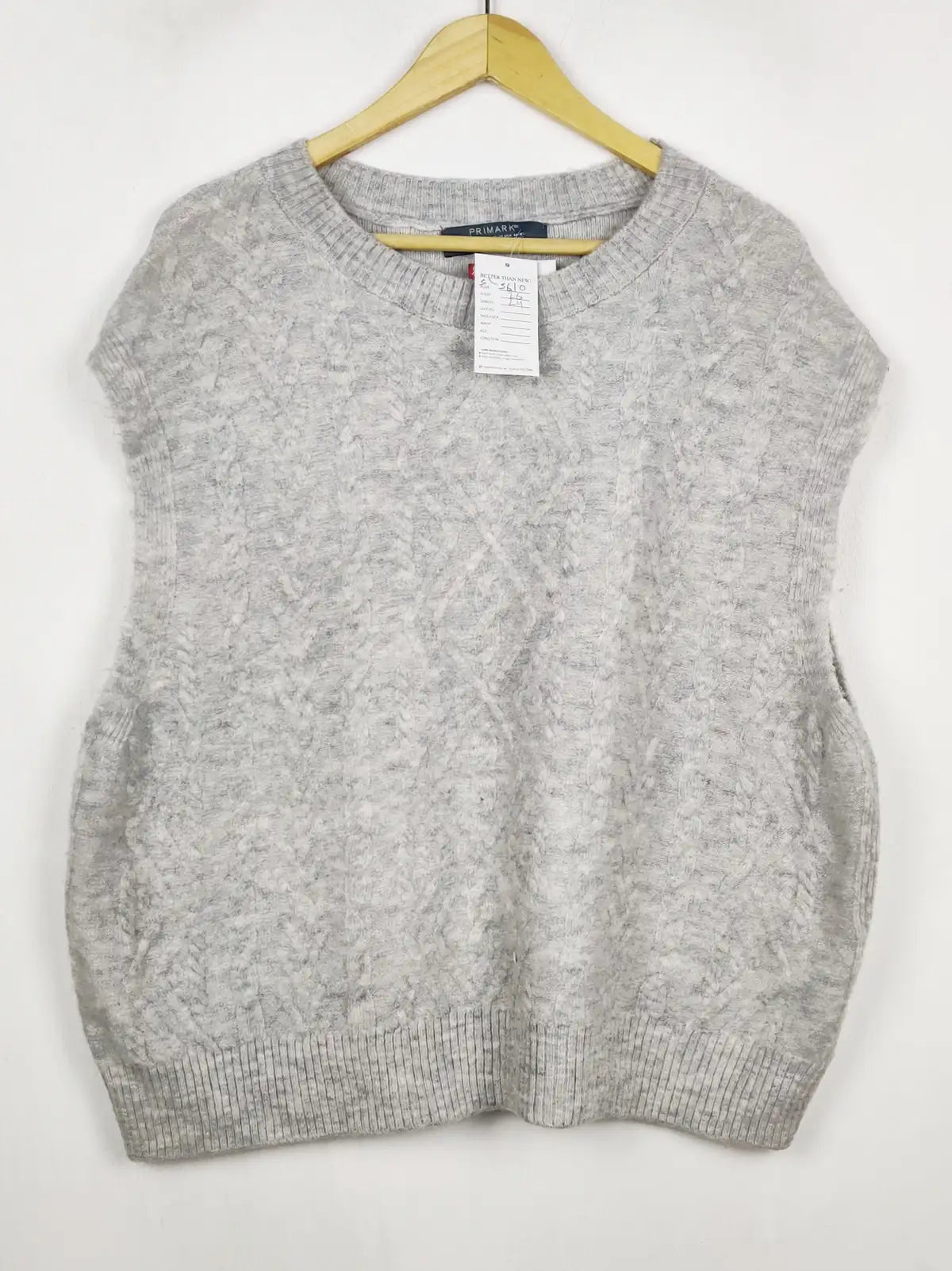 Buy online pre-used pre-loved 100% authentic & Original branded Primark (SL-5610) available in Pakistan. Top international brands avilable.