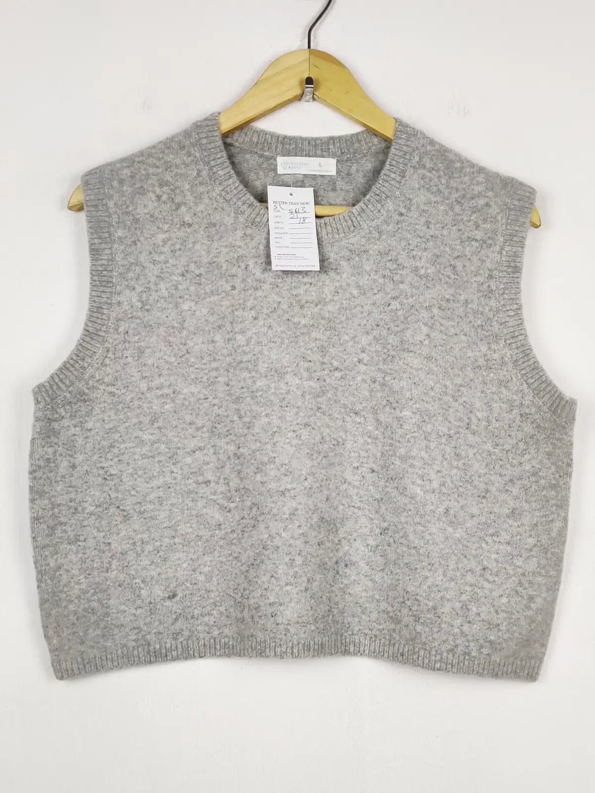 Buy online pre-used pre-loved 100% authentic & Original branded Primark (SL-5613) available in Pakistan. Top international brands avilable.